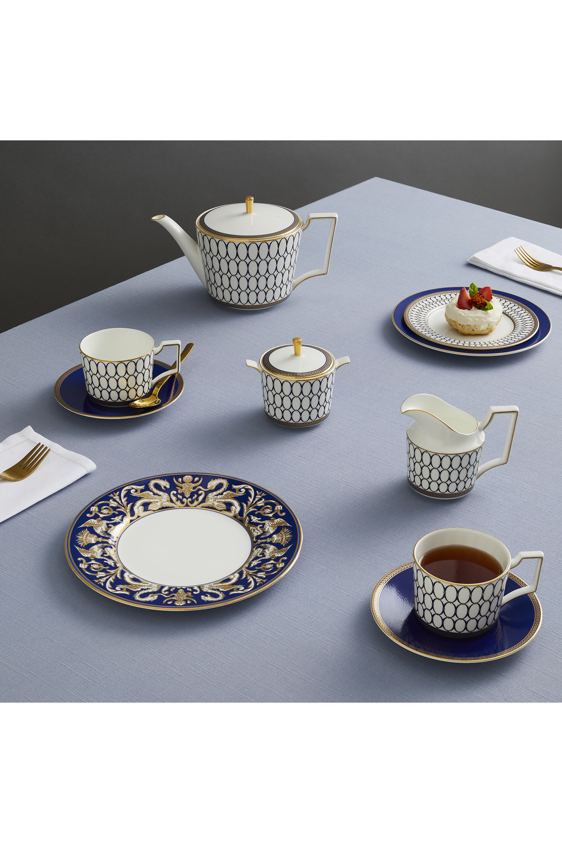 Renaissance Gold Teapot