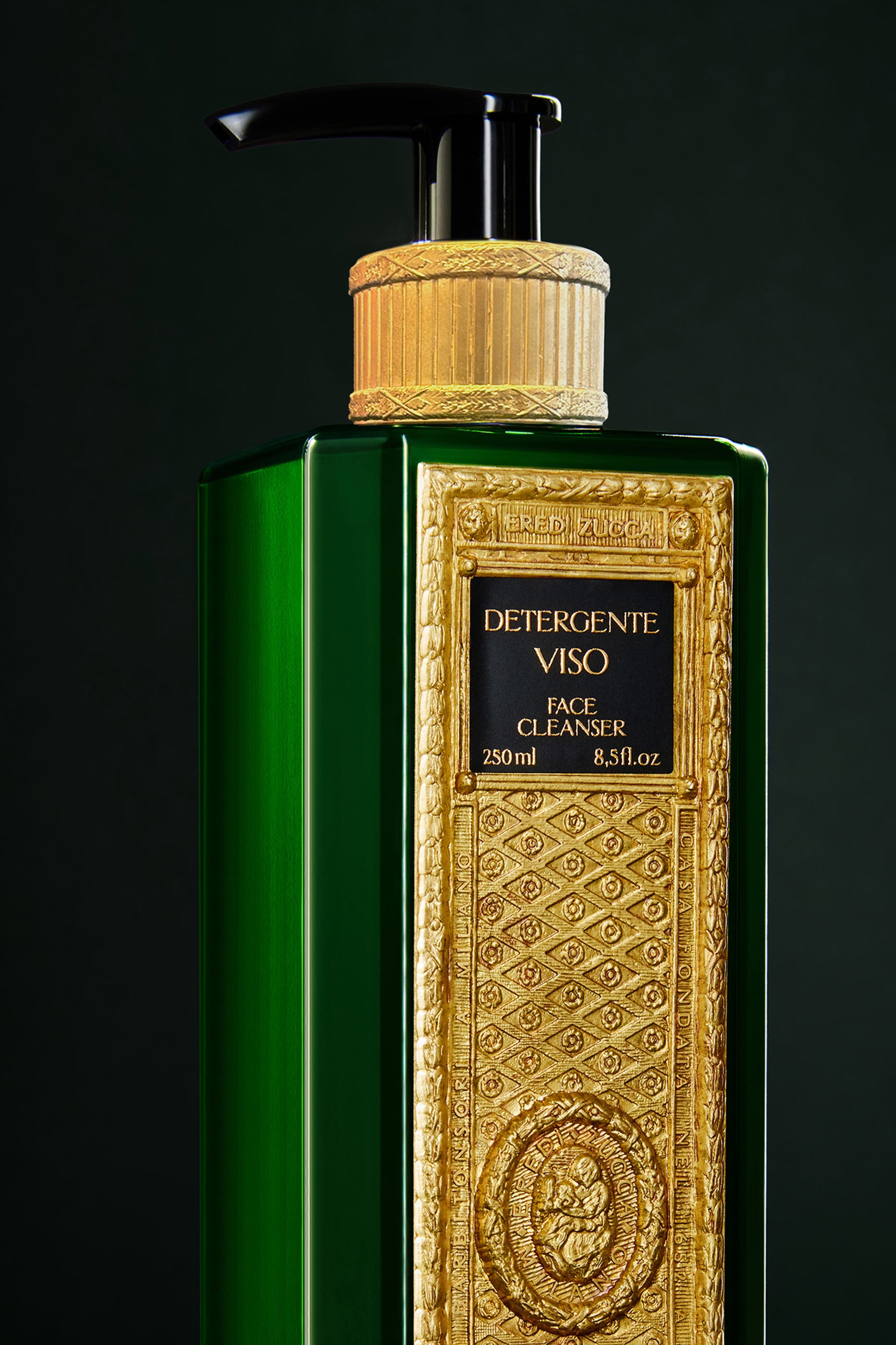 Face Cleanser Dispenser