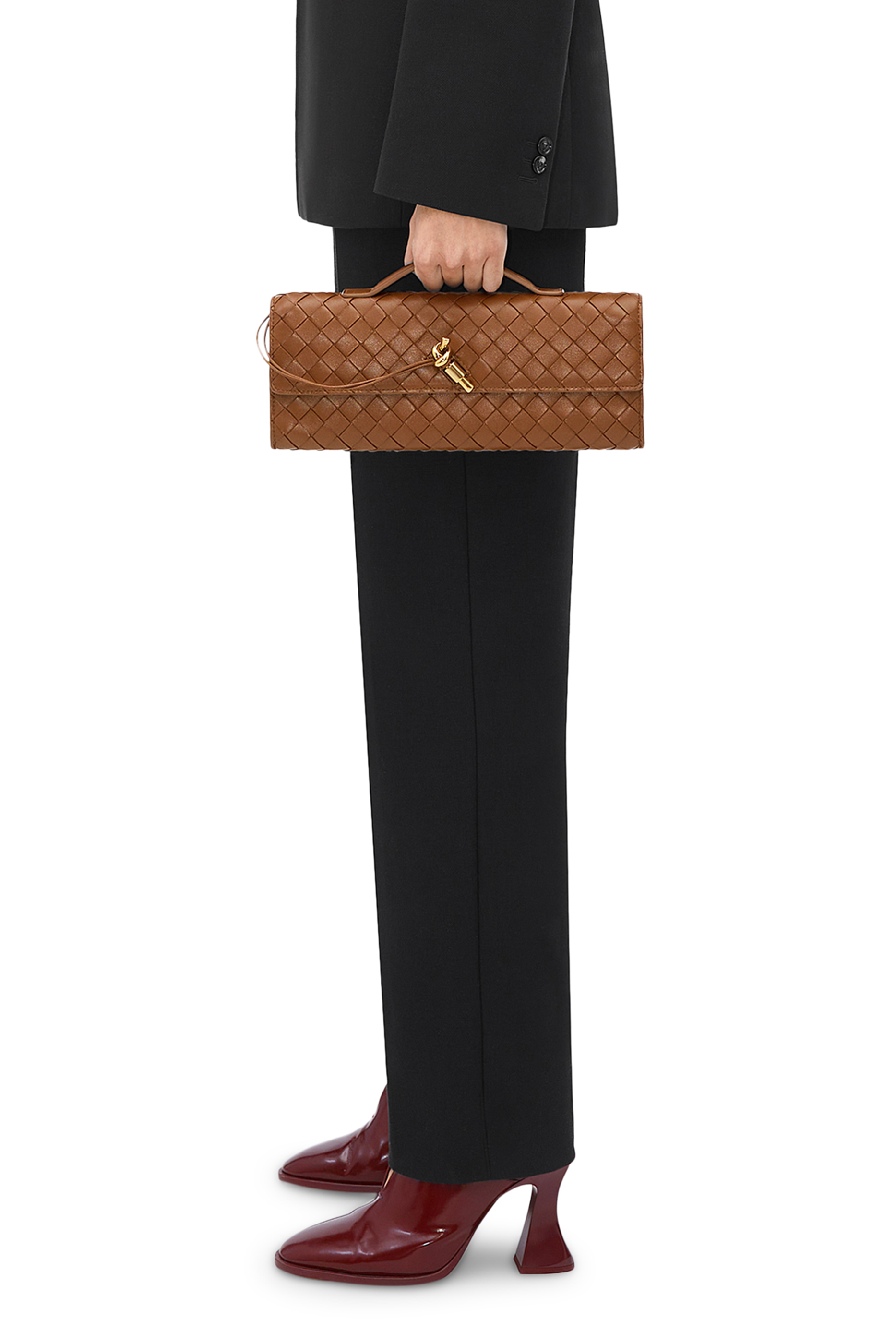 Andiamo Long Clutch With Handle