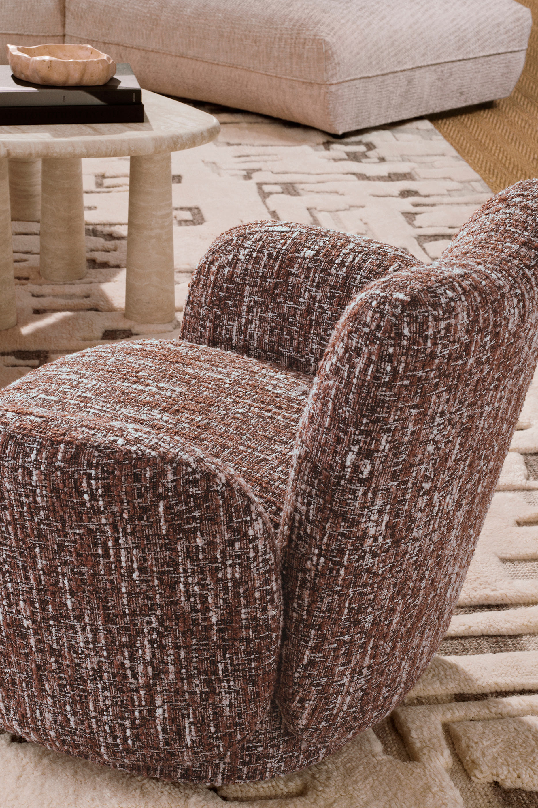 Swivel Arm Chair Merida