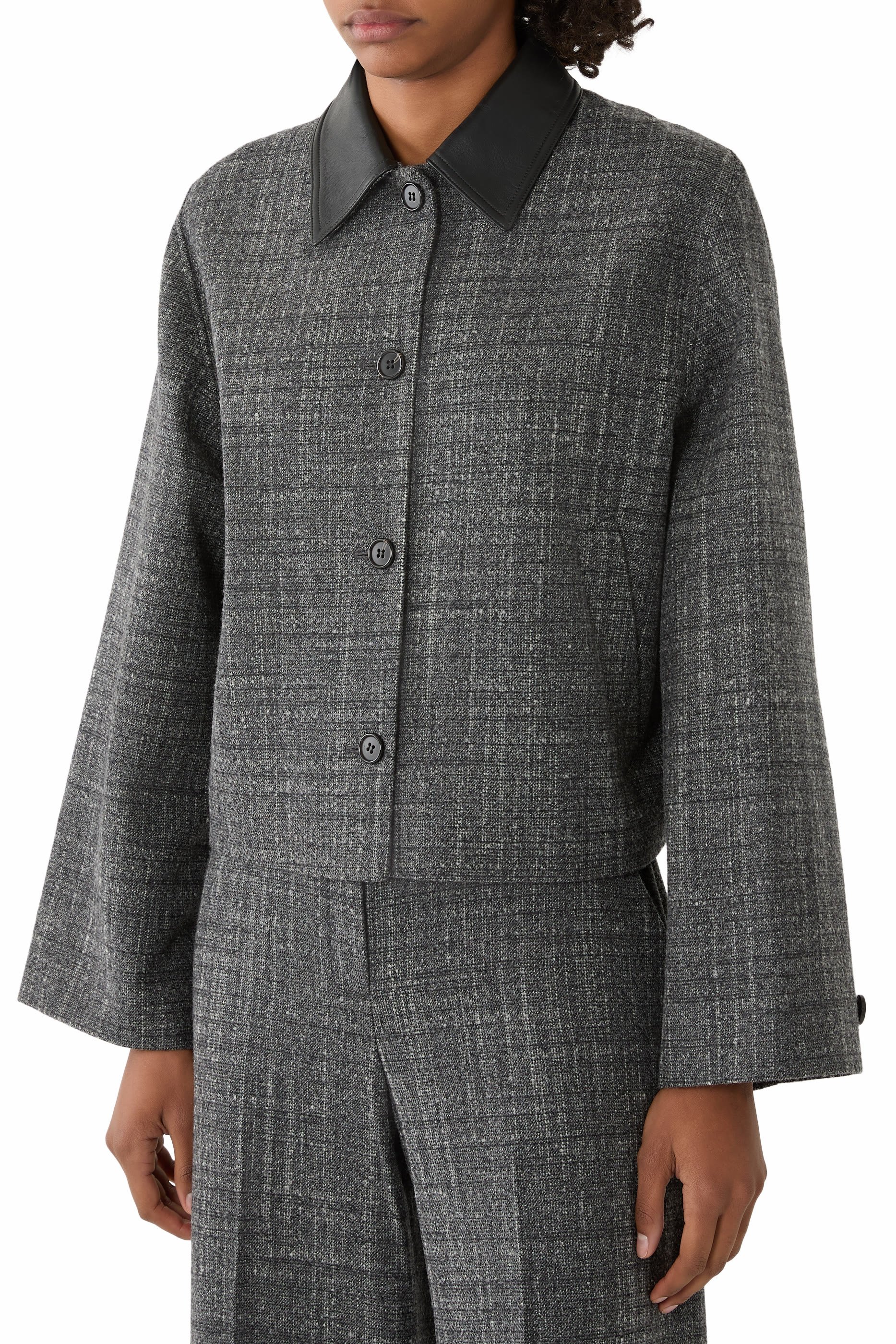 Curve Sleeve Jacket in Malfile Wool