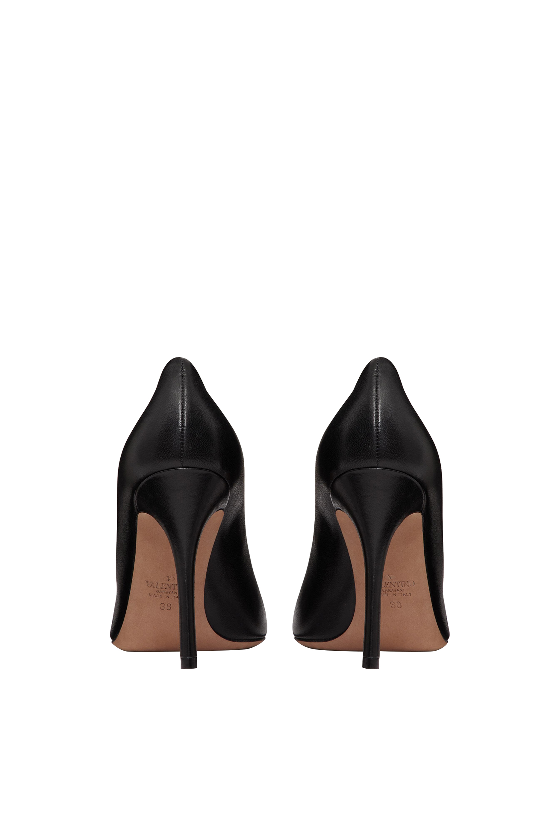 Valentino Garavni One Stud 100 Leather Pumps