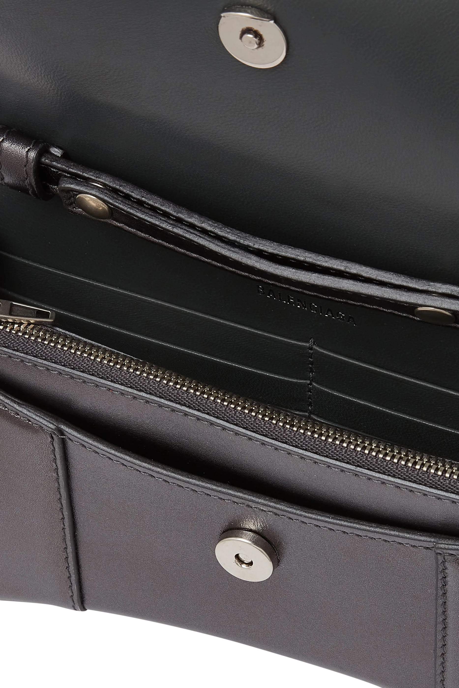 Hourglass Chain Wallet