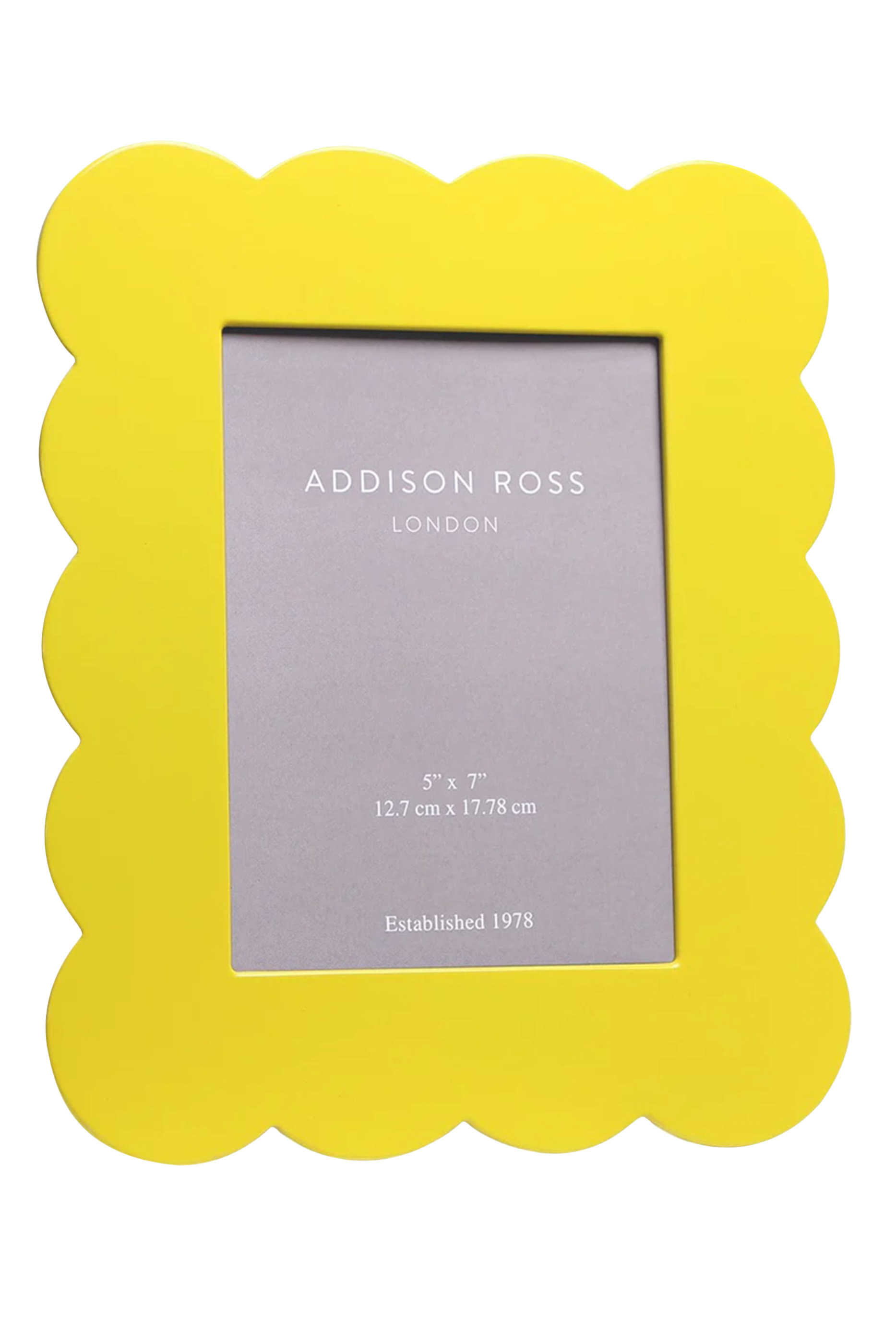 Scalloped Photo Frame