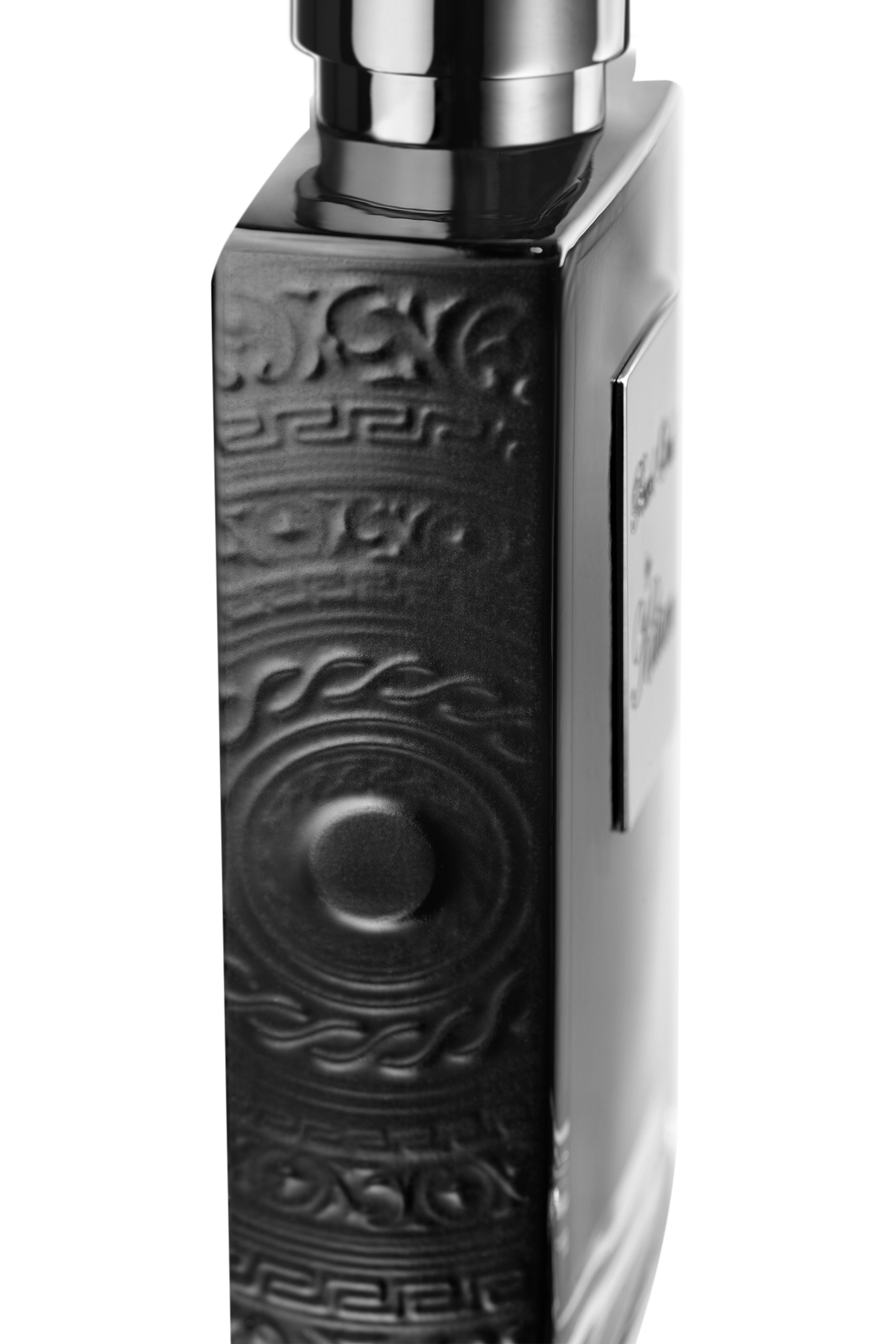 Smoking Hot Eau de Parfum