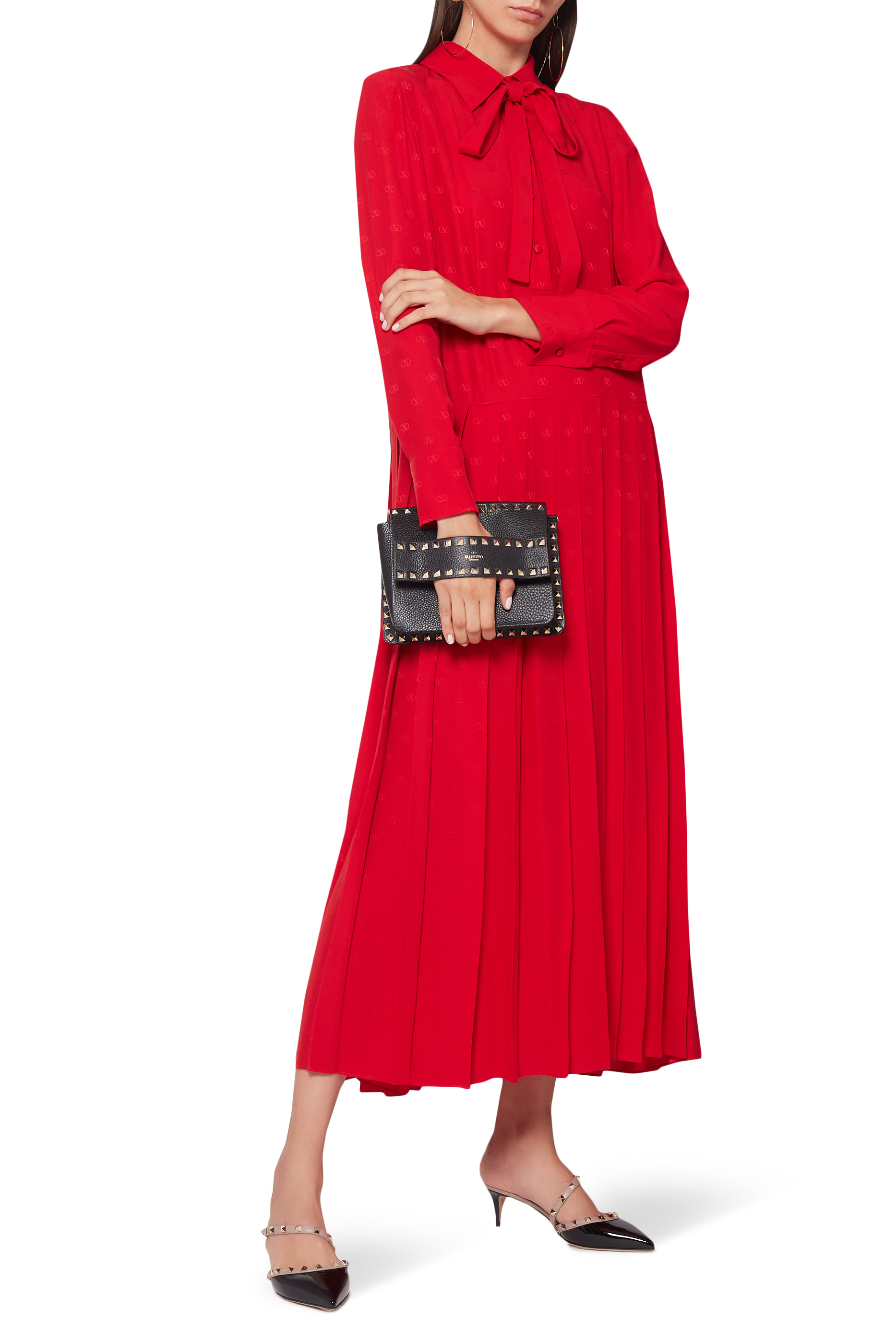 Platinum All-Around Rockstud Shoulder Bag