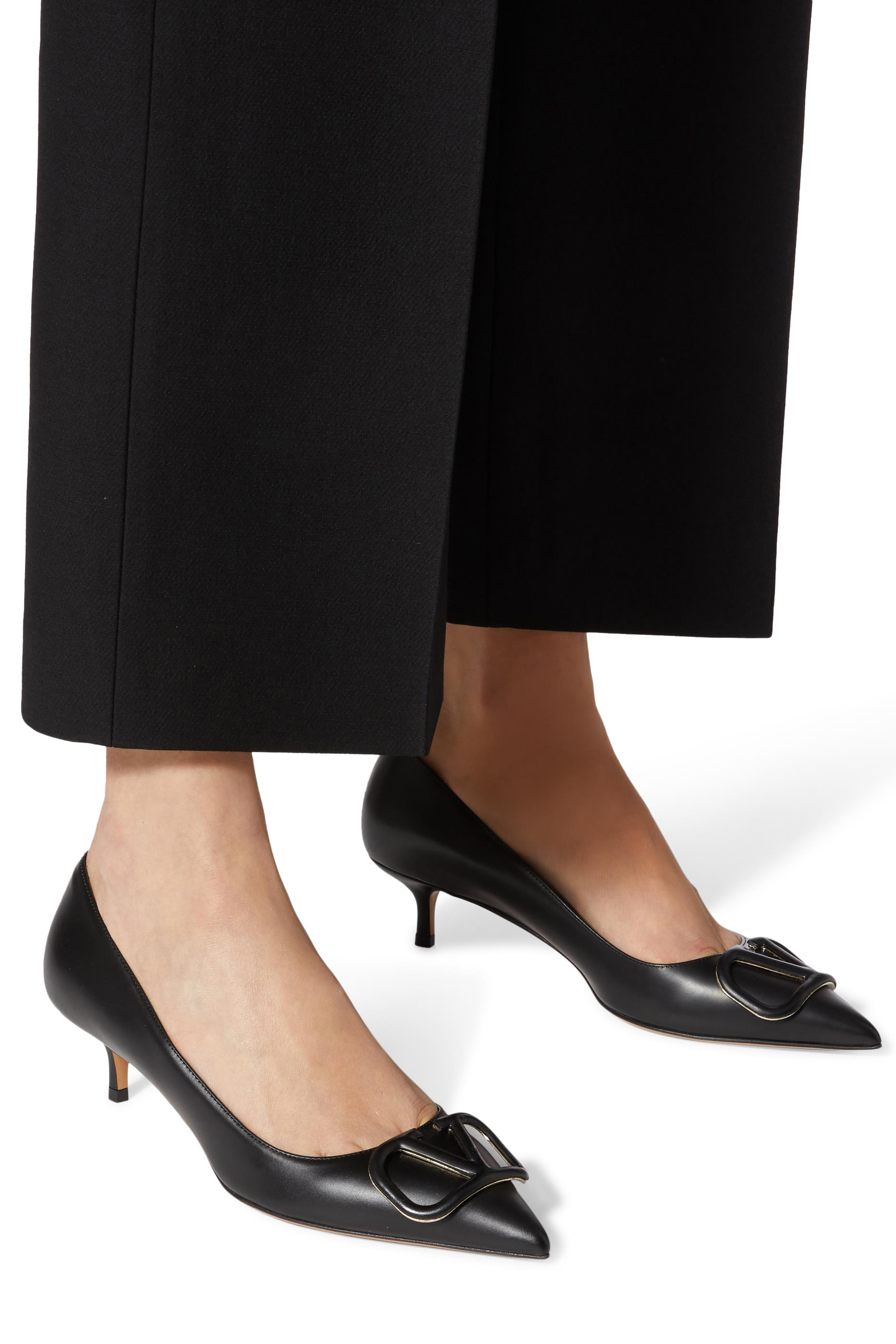 Valentino Garavani V Logo Signature Pumps
