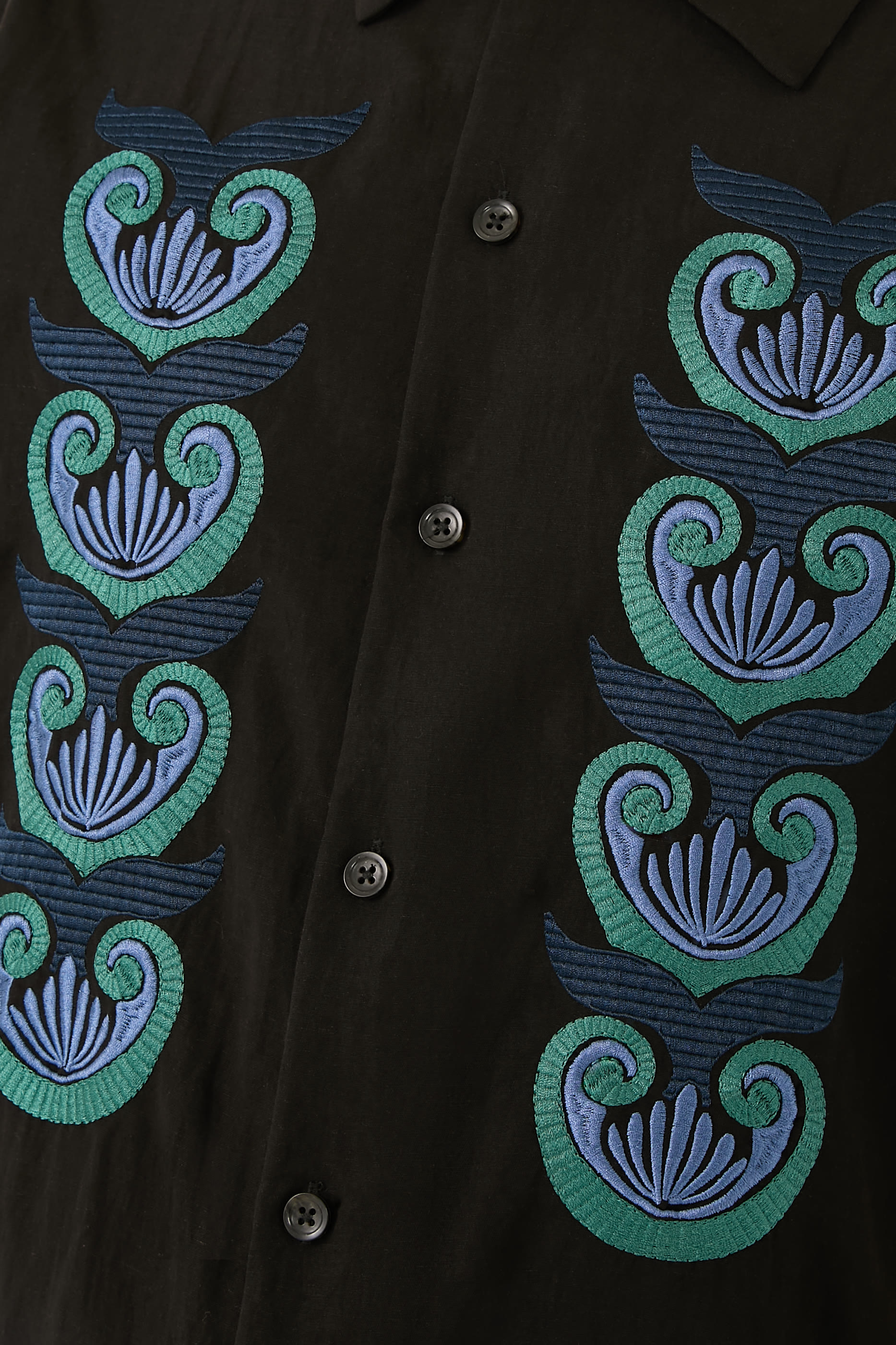 Shell Embroidered Oversized Shirt 