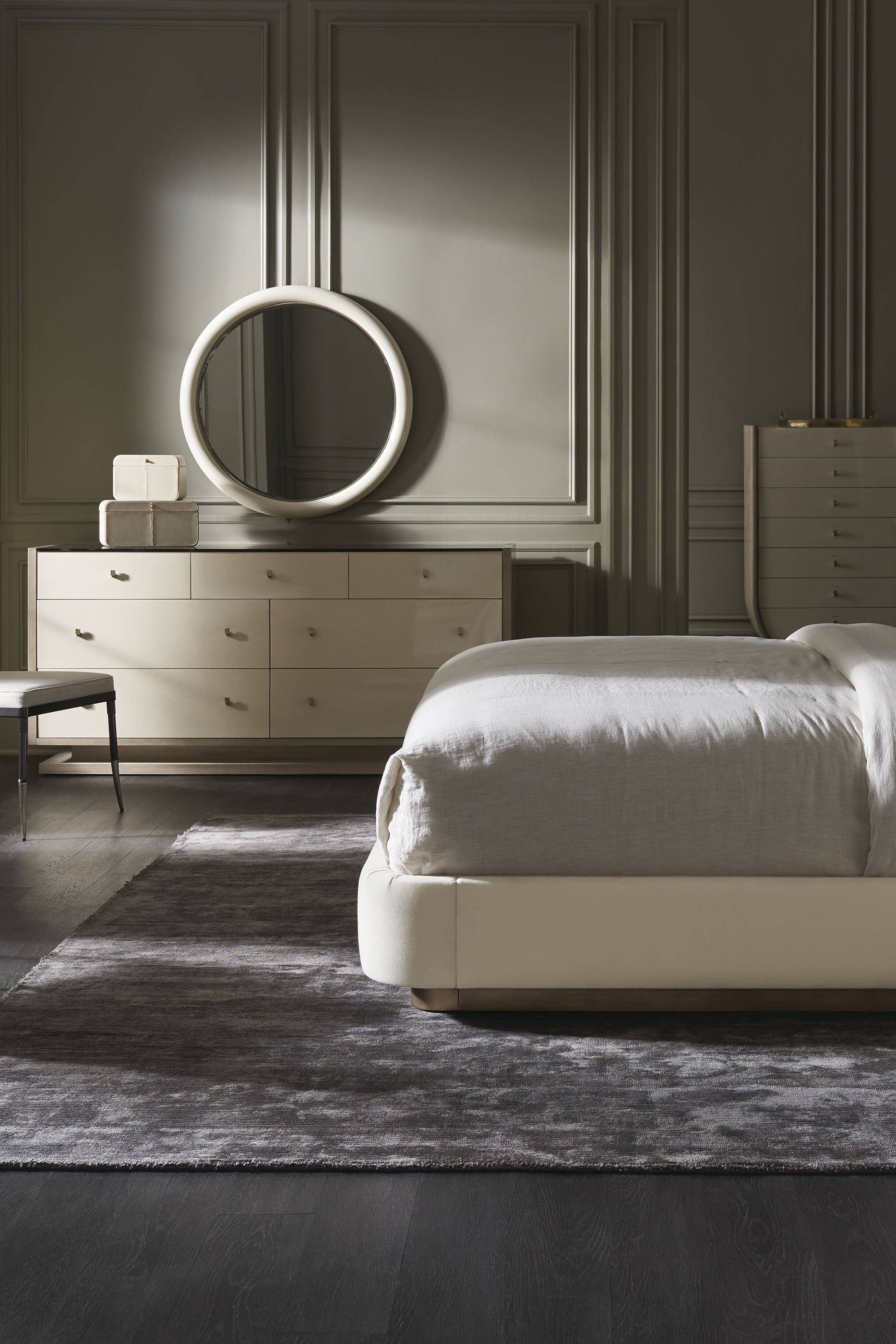 Perseus Round Mirror