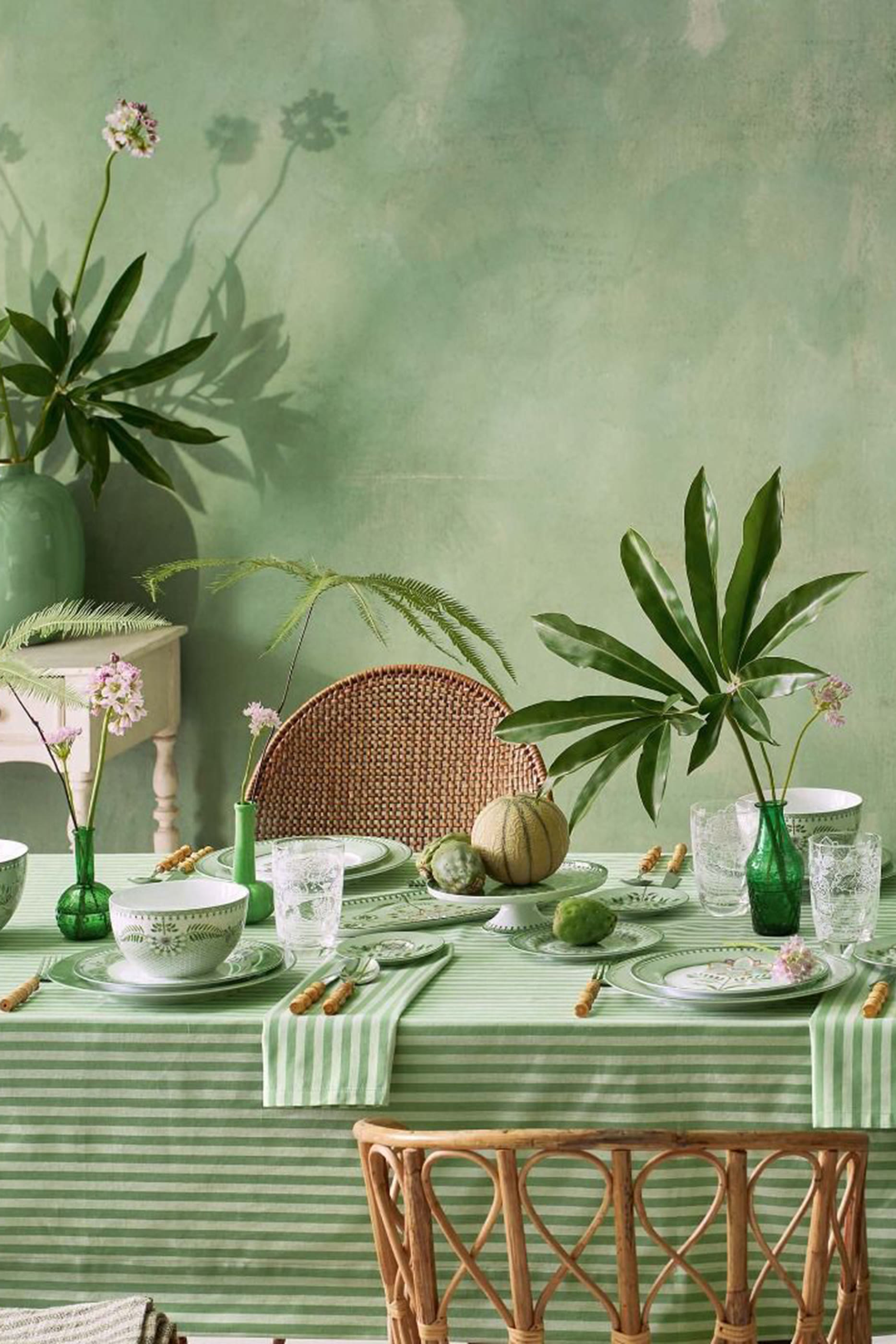 Lily & Lotus Uni Breakfast Plate