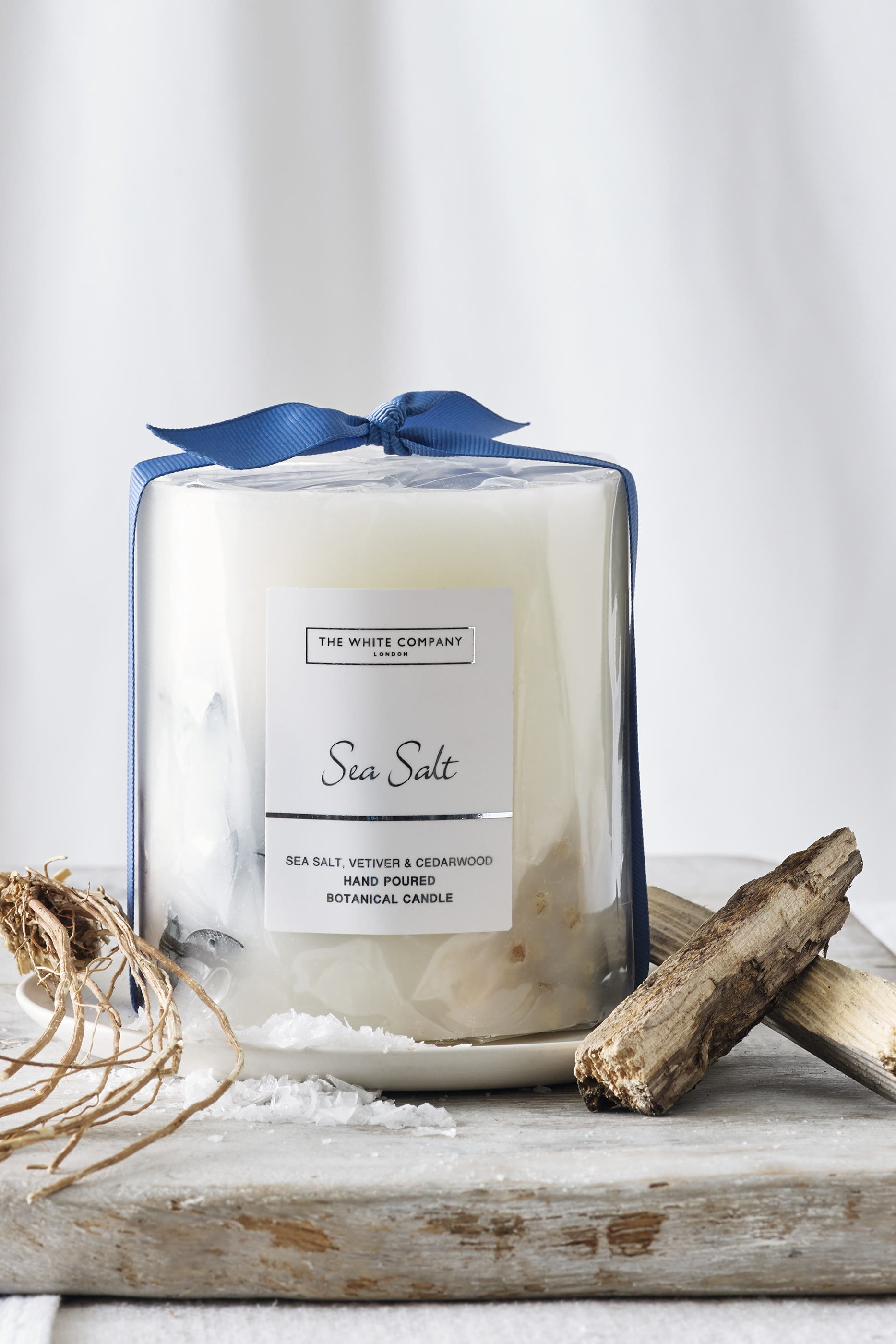 Sea Salt Botanical Medium Candle