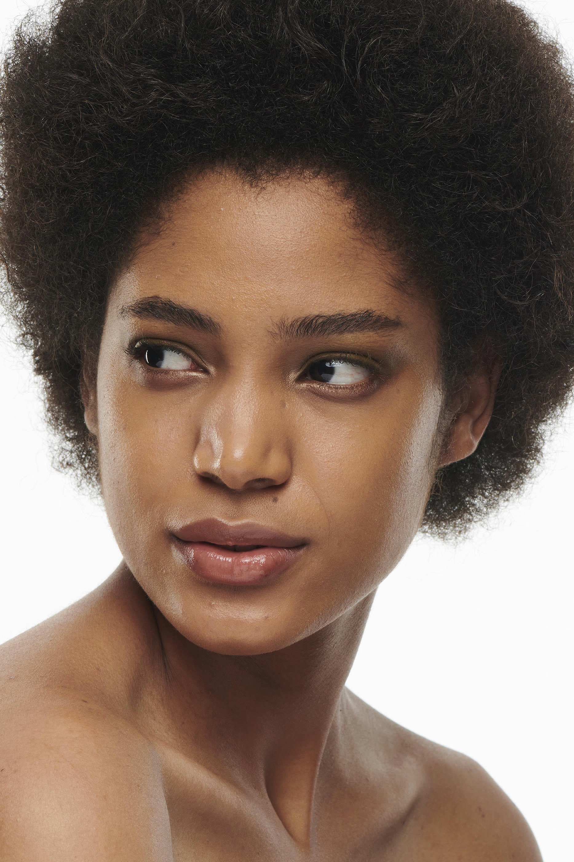 Studio Radiance Serum-Powered Foundation, 30ml