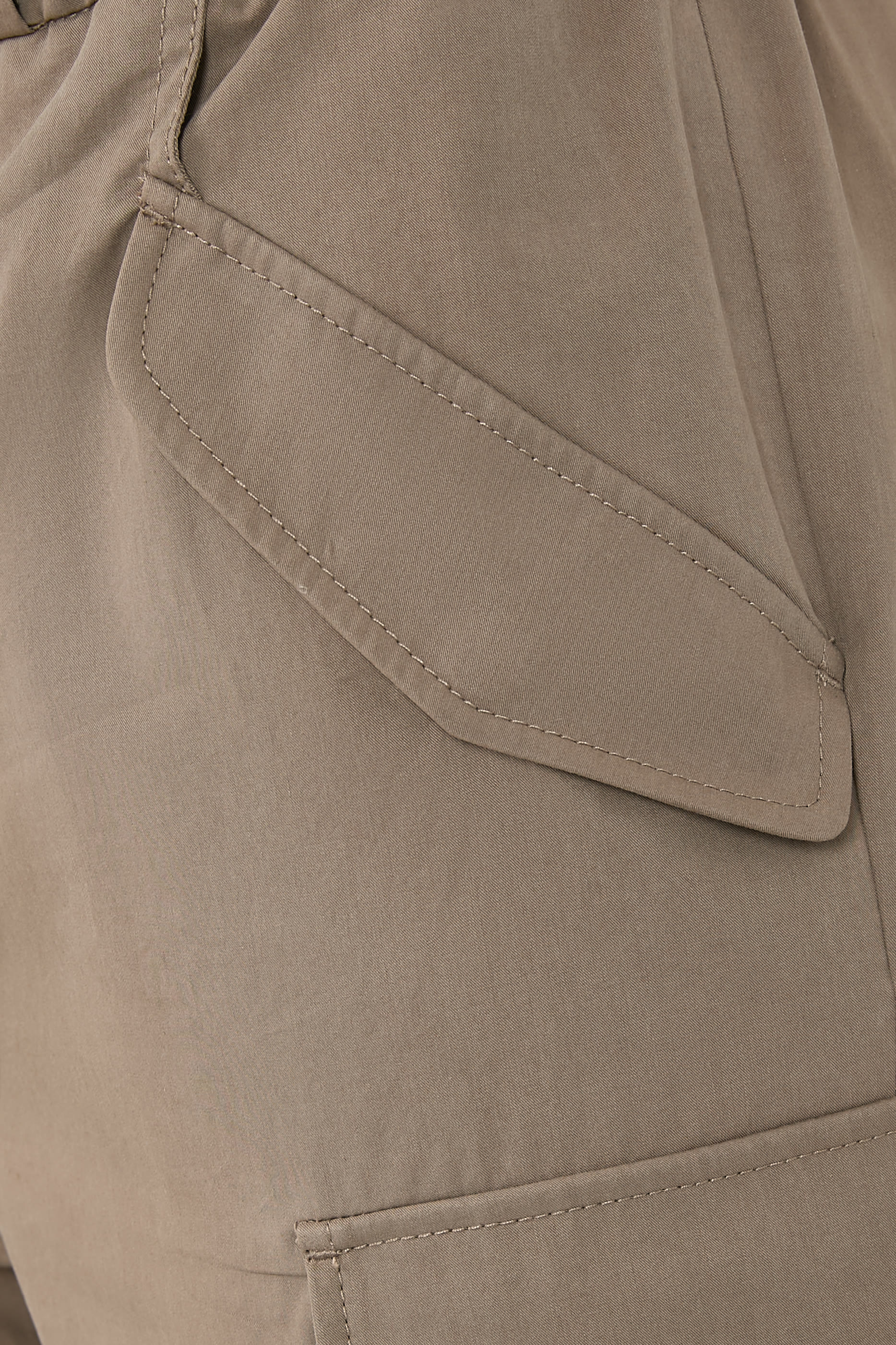 Garrett Wide-Leg Cargo Pants