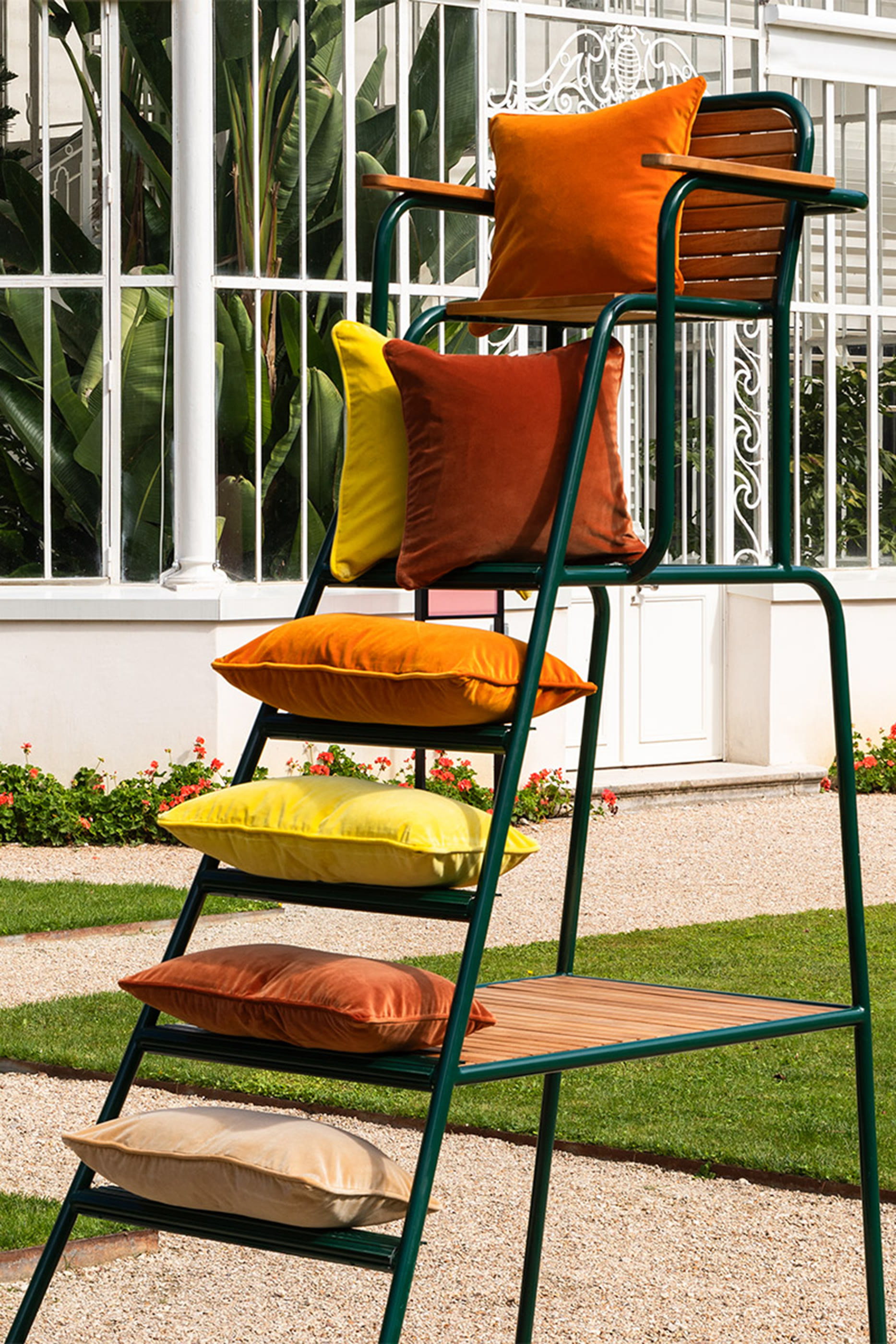 Divan Velour Cushion