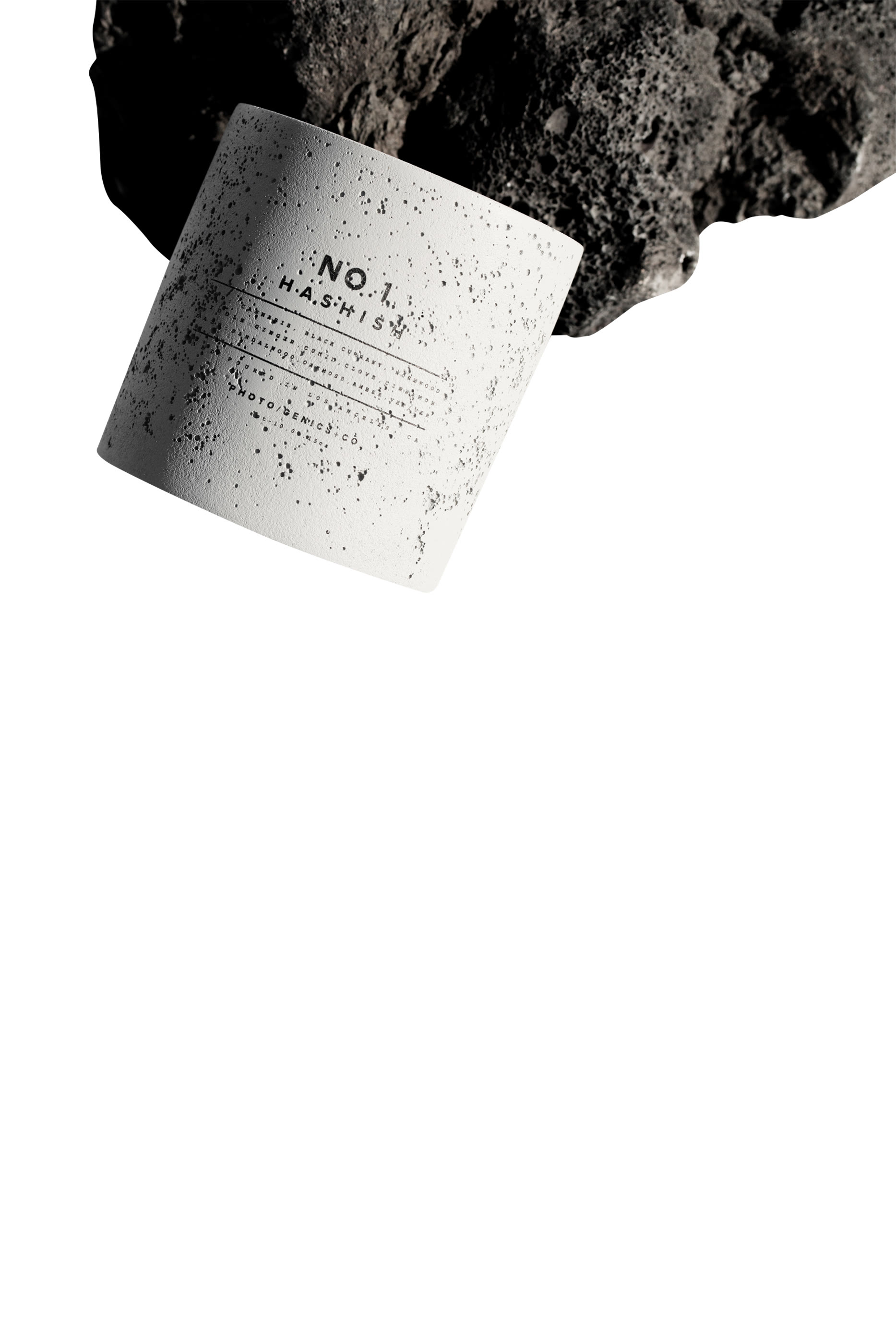 1 Concrete Candle (Hashish)