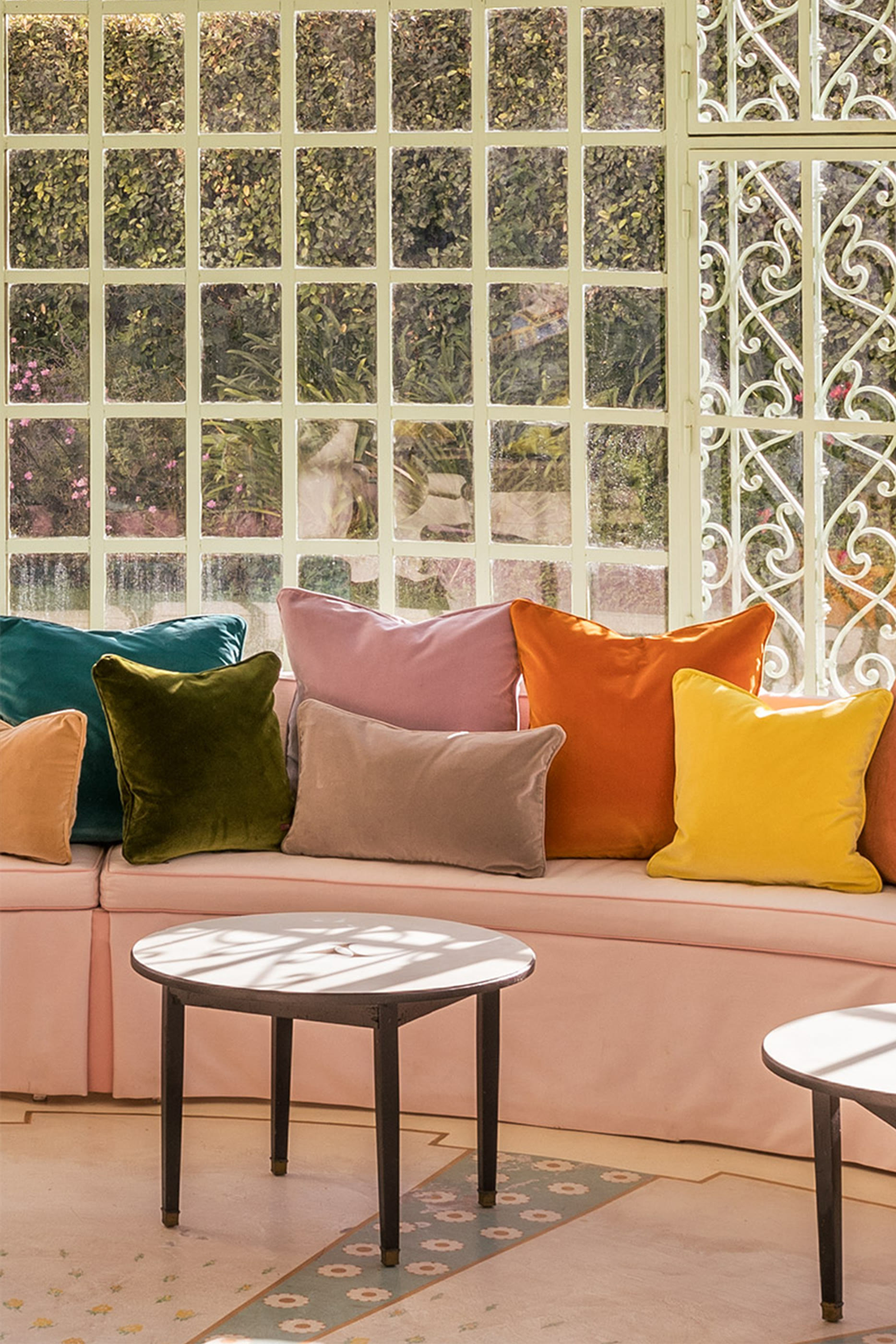 Divan Velour Cushion