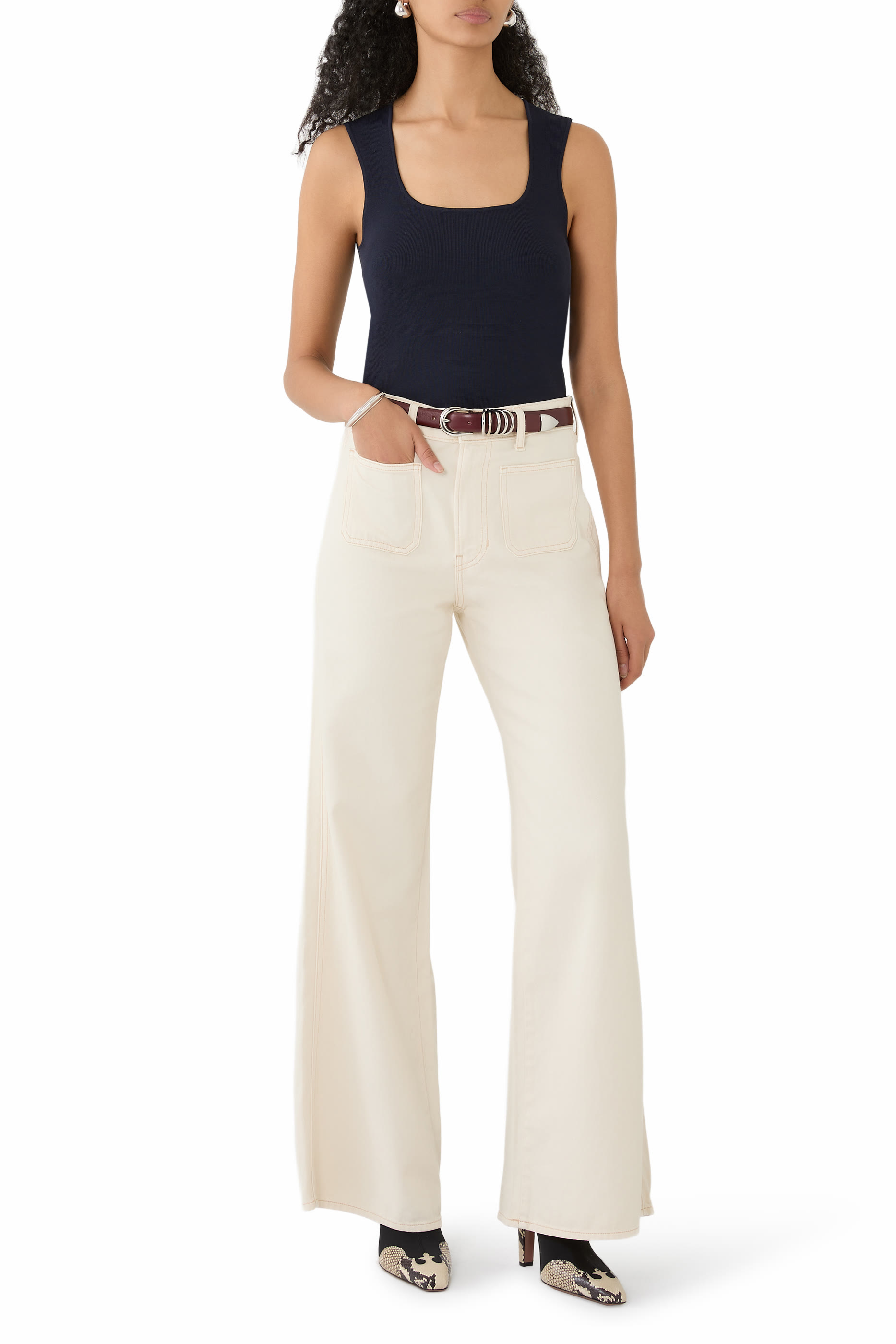  Bustier Shaped Knitted Top 