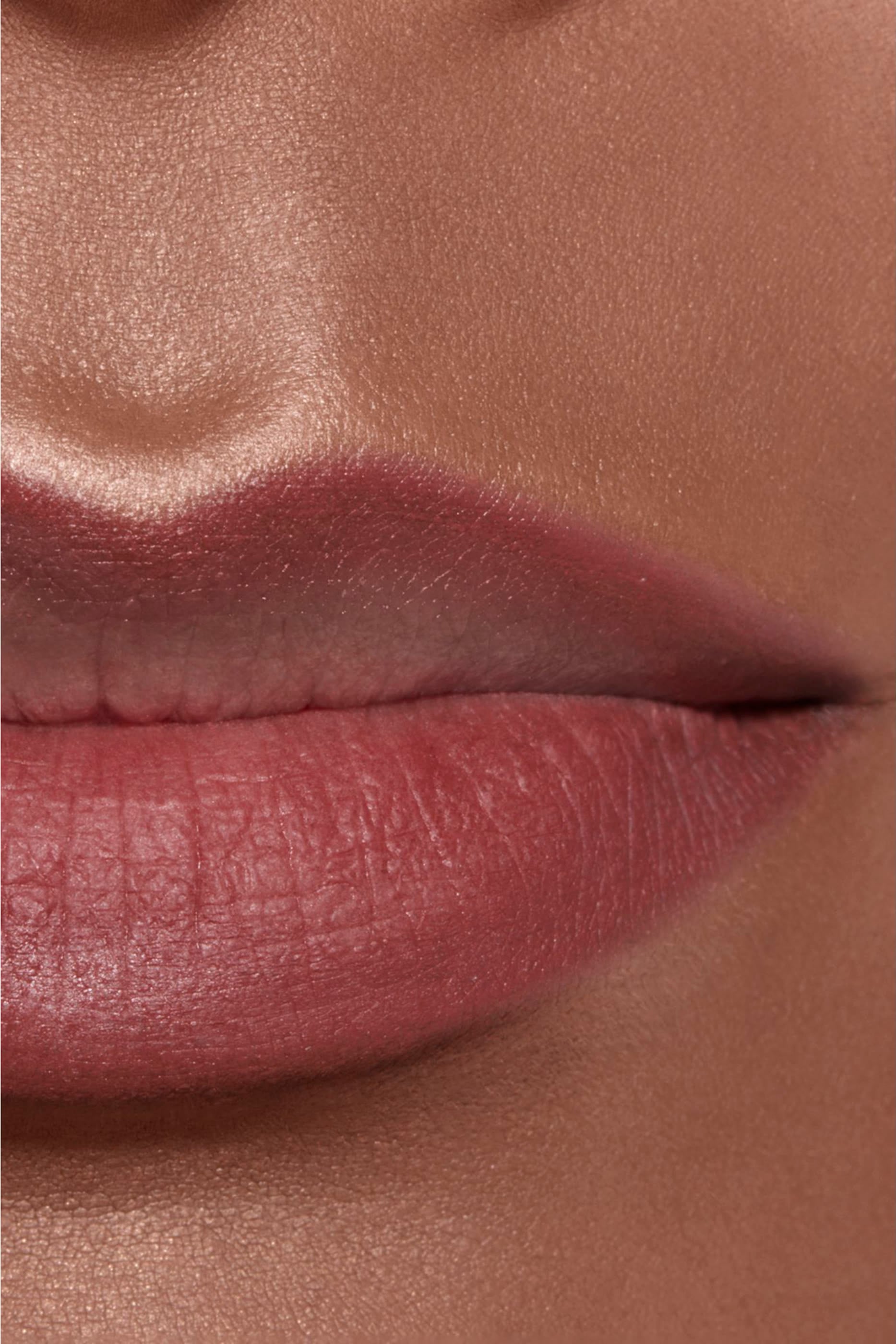 Le Crayon L&egrave;vres Longwear Lip Pencil