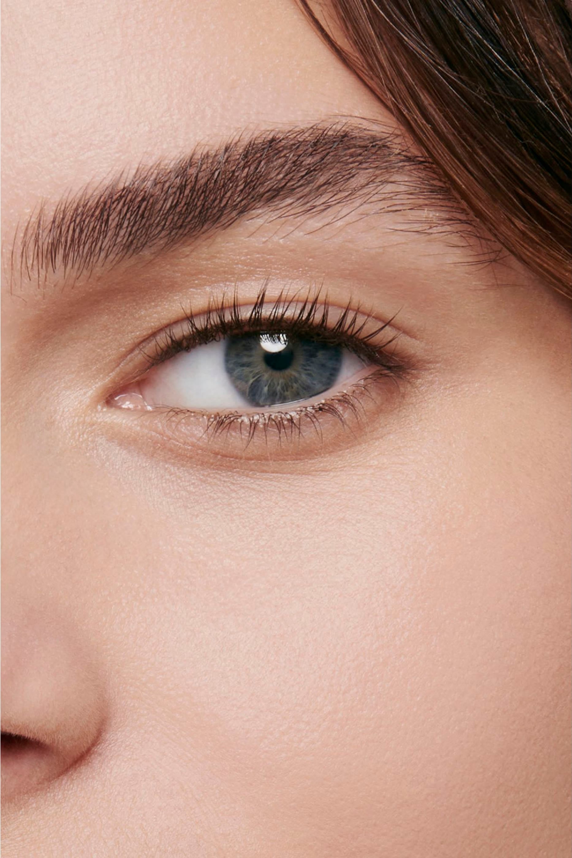 Ultra Le Teint Le Correcteur Ultrawear &ndash; All-Day Comfort &ndash; Flawless Finish Concealer
