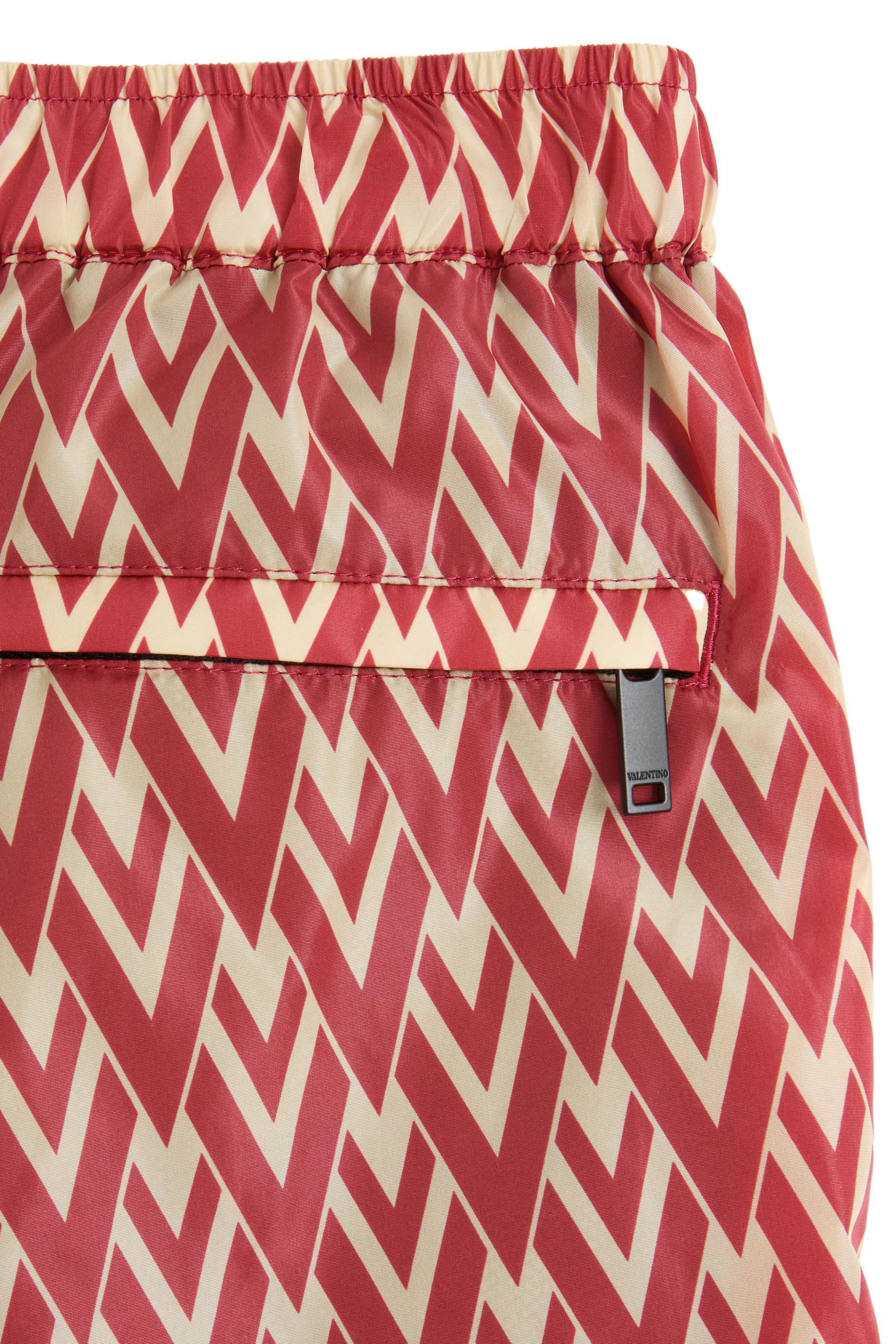 Toute La V Print Shorts