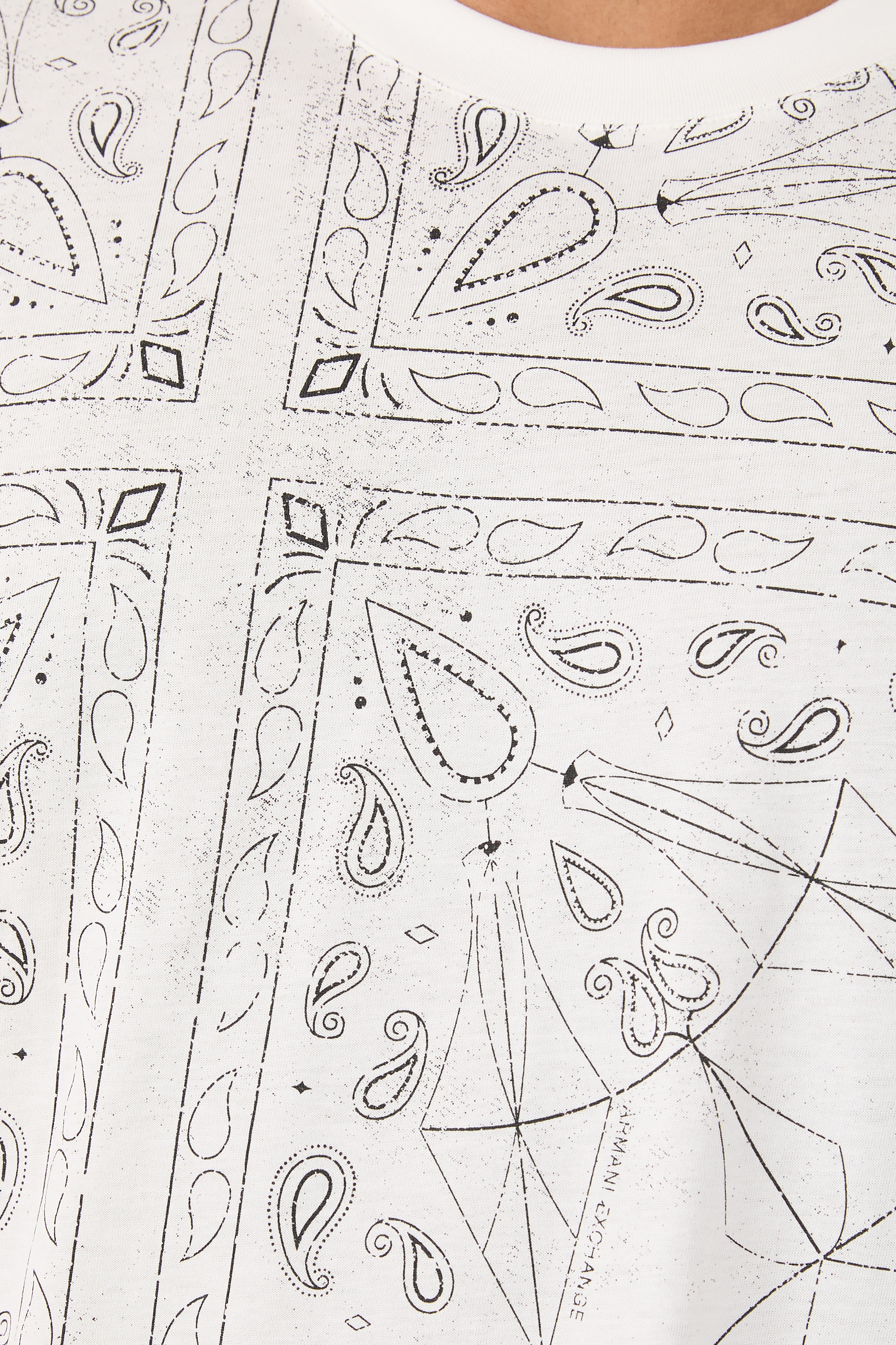 Kaleidoscope Patterned T-Shirt