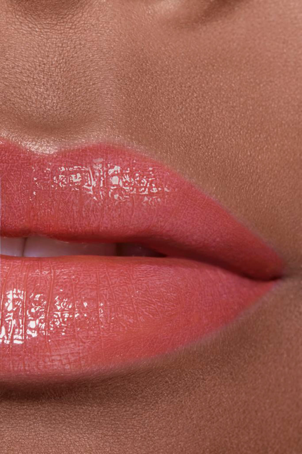 ROUGE COCO FLASH Colour, Shine, Intensity In A Flash