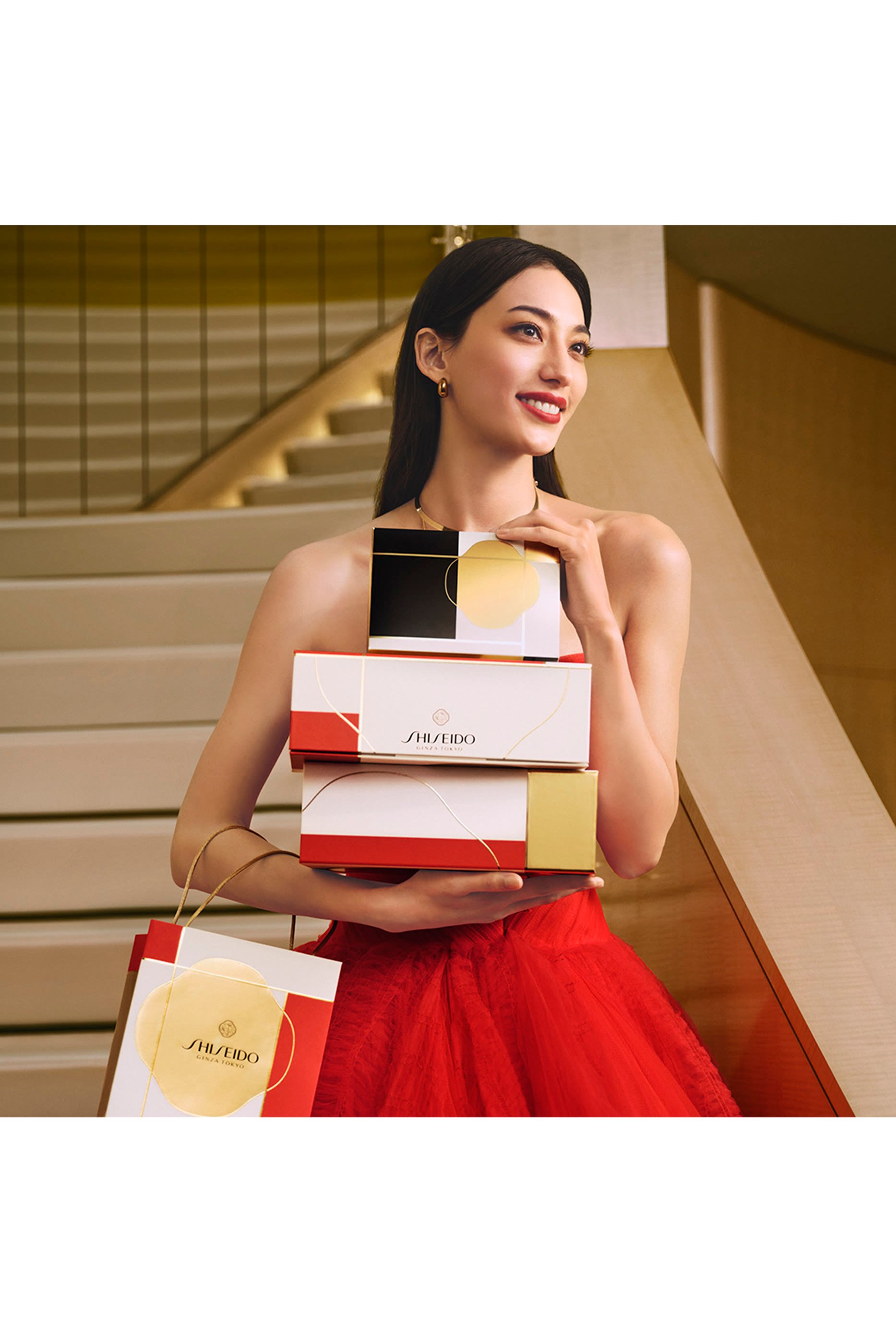 Vital Perfection Advanced Holiday Pouch Set