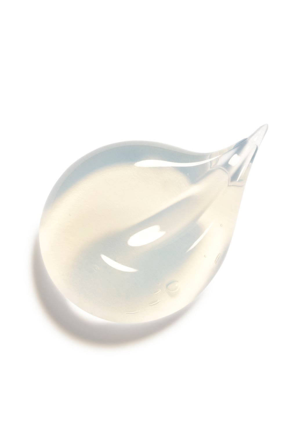 SUBLIMAGE GEL-TO-OIL CLEANSER - Ultimate Comfort And Radiance-Revealing Gel-To-Oil Cleanser