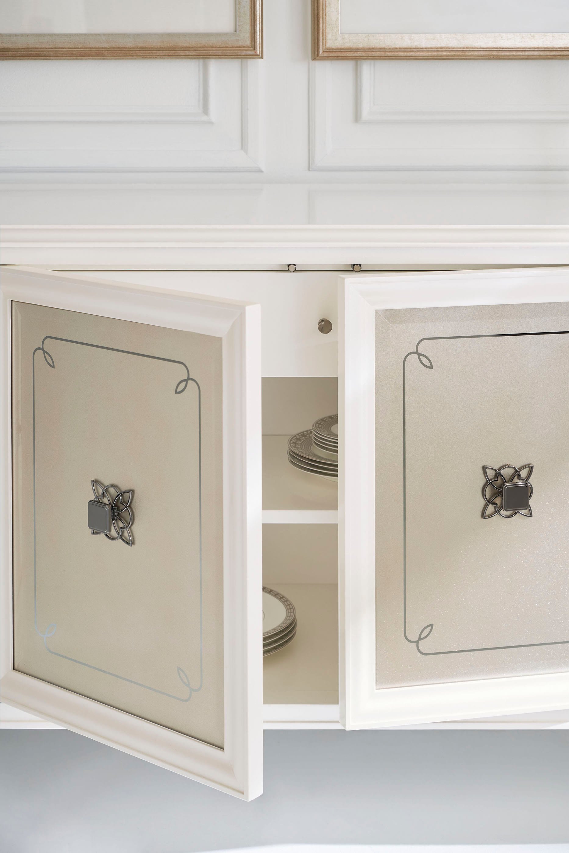 Lattice Serve You Sideboard