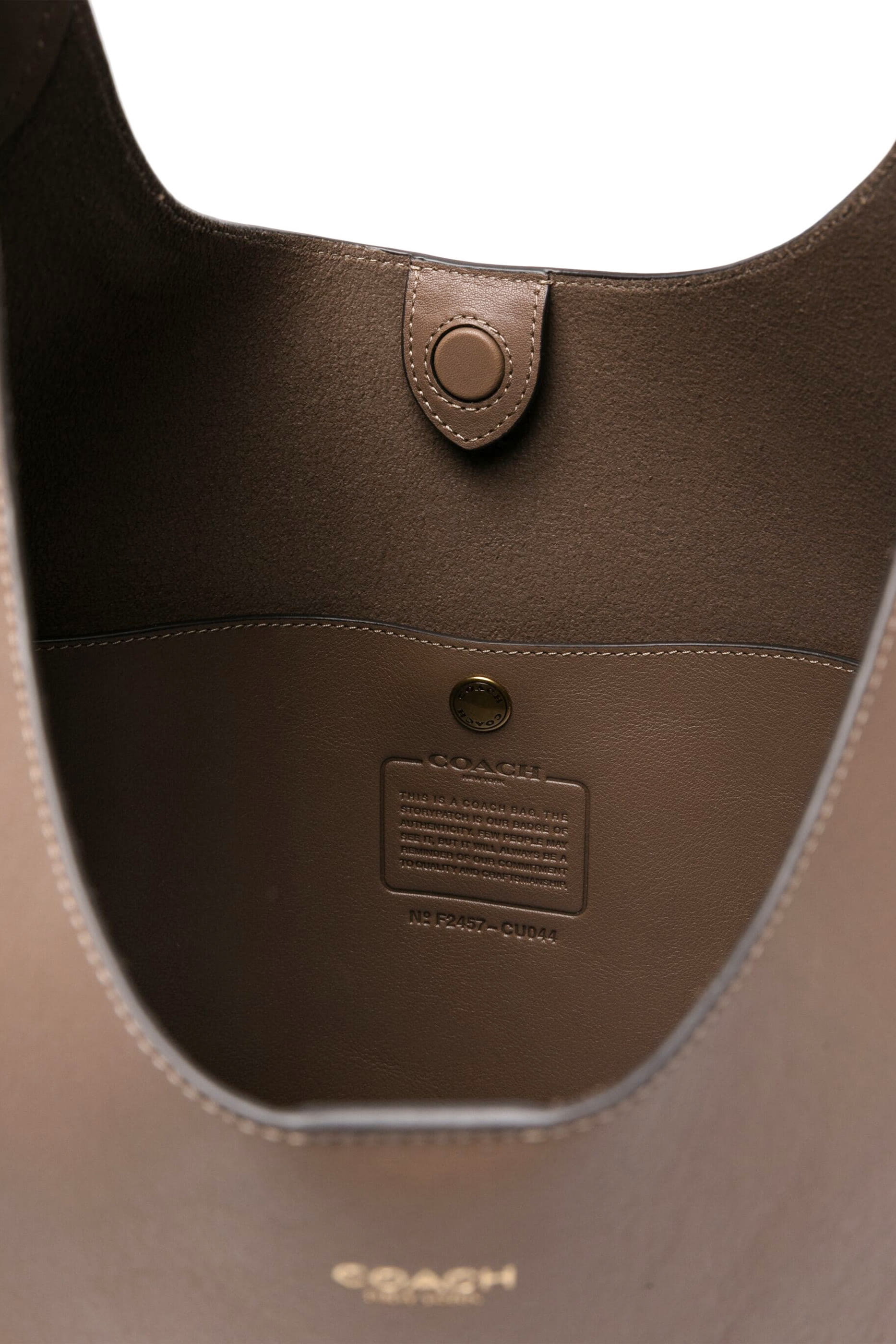 Brooklyn 39 Shoulder Bag