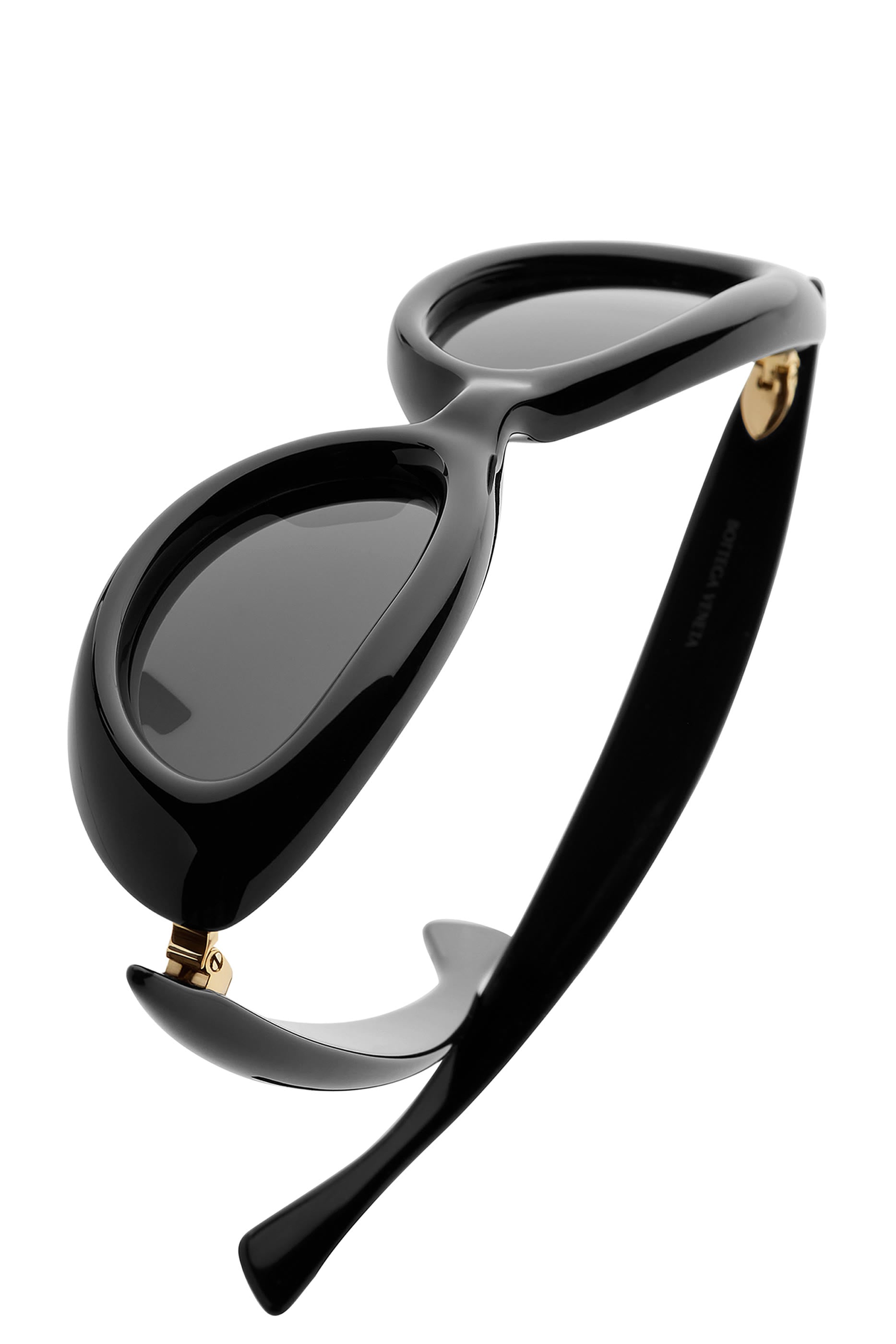 Sardine Oval Sunglasses