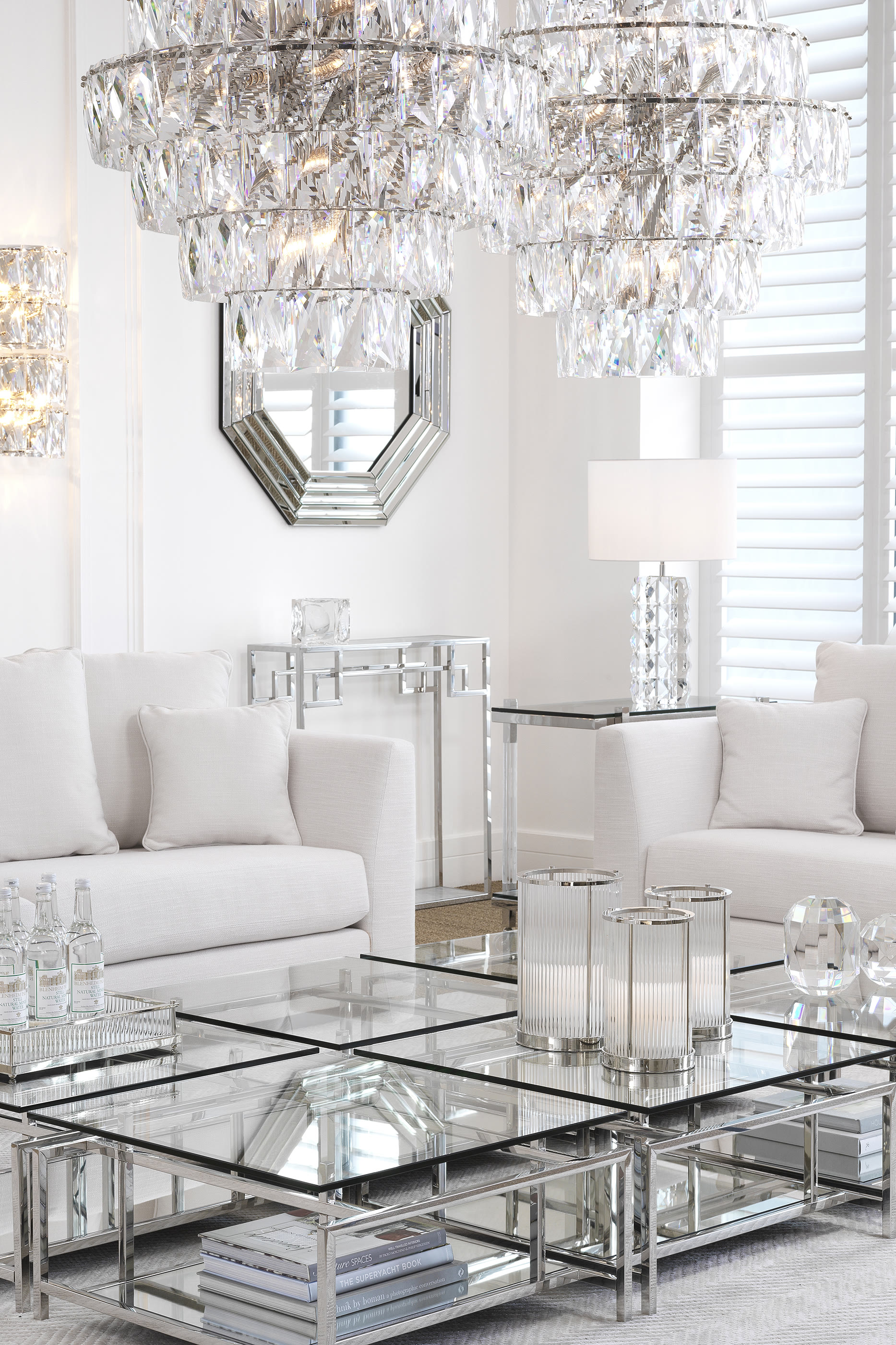 Amazone L Chandelier