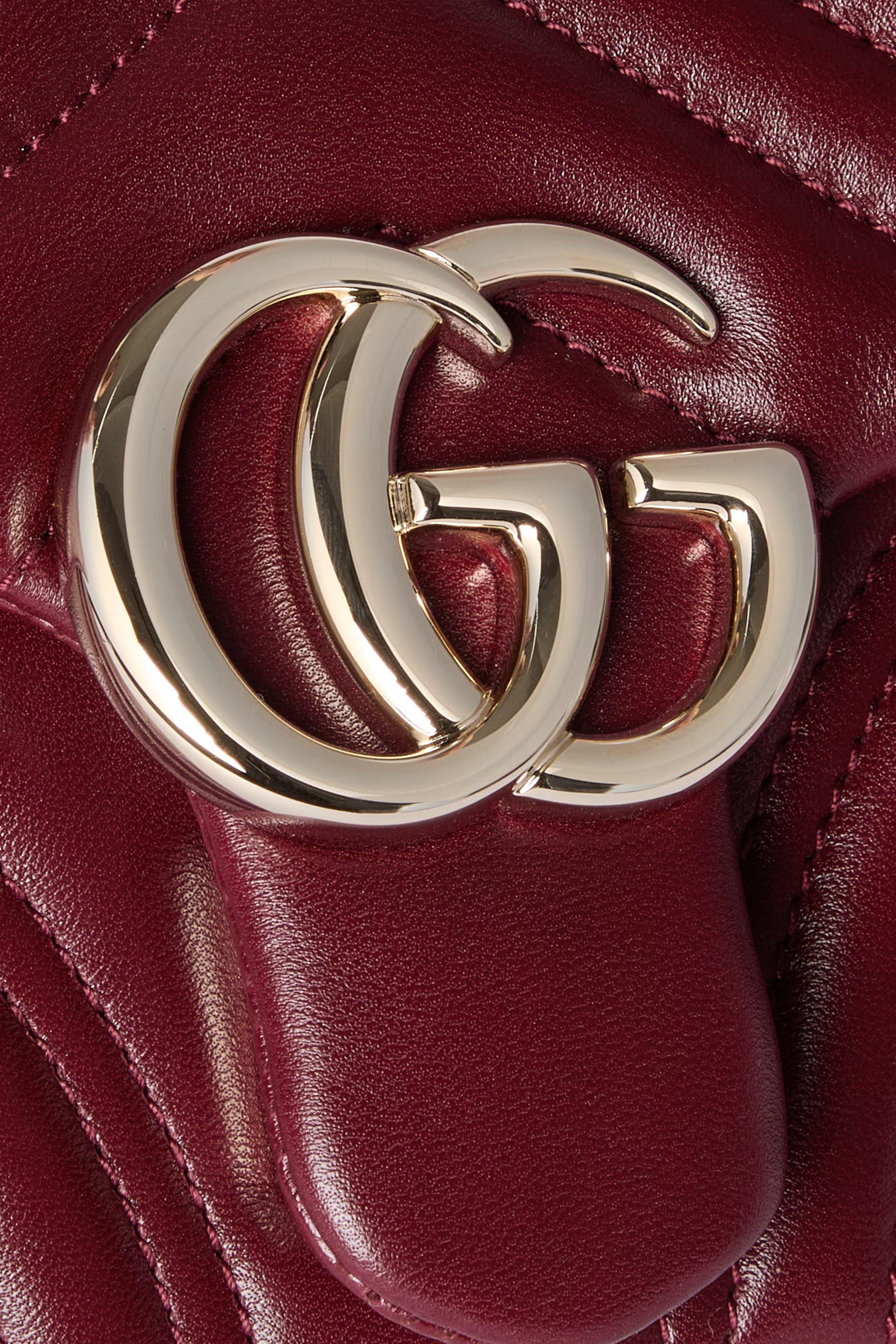 GG Marmont Small Shoulder Bag