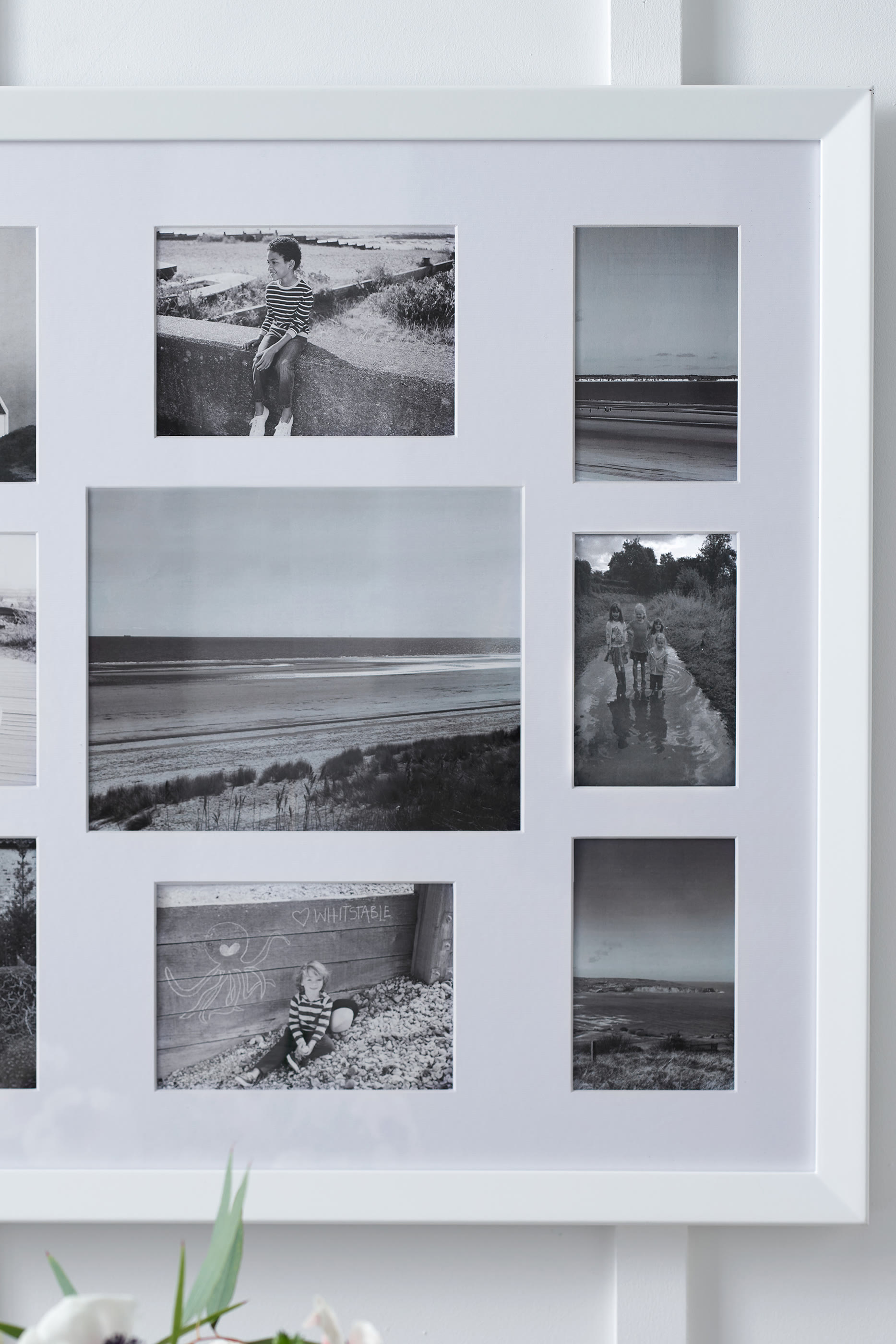 9 Aperture Wood Photo Frame