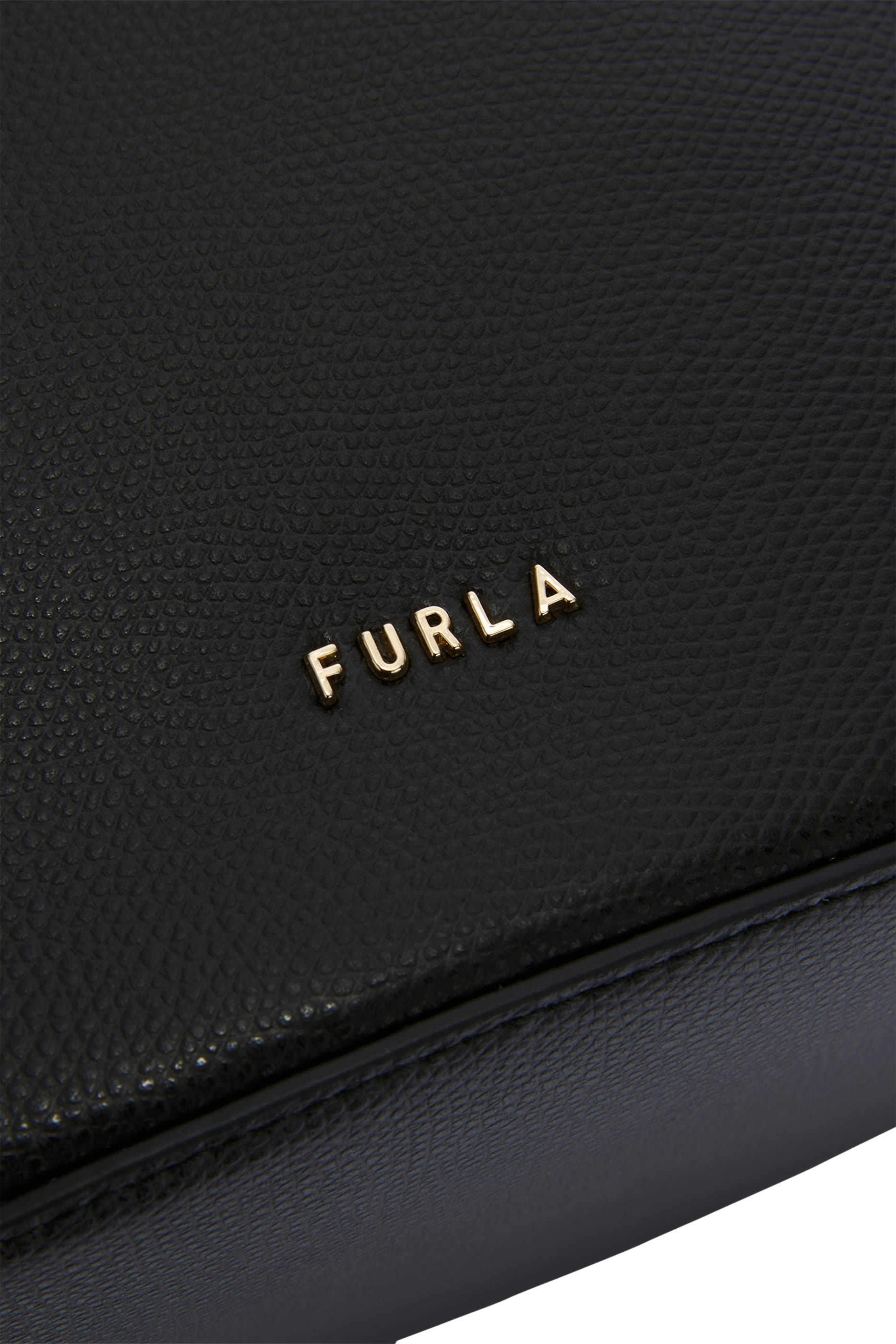  Roxie Small Bucket Bag 