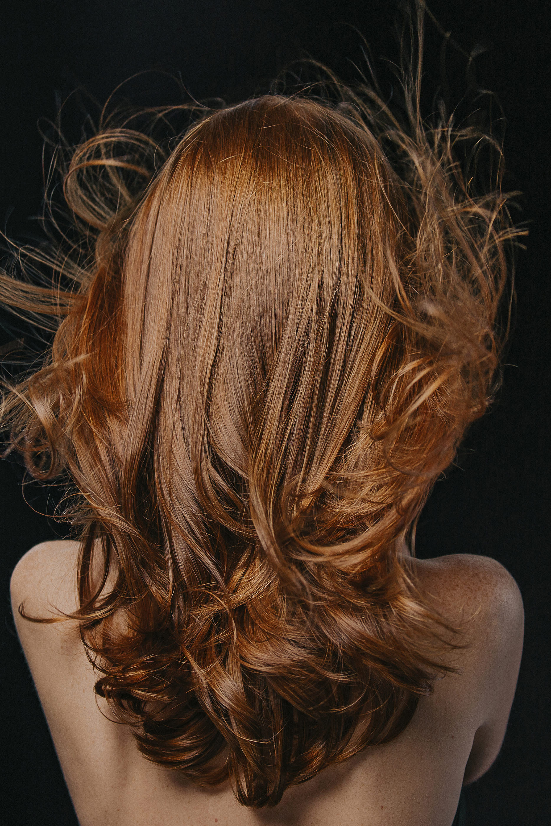 Hair Rituel Revitalizing Volumizing Shampoo with Camellia oil