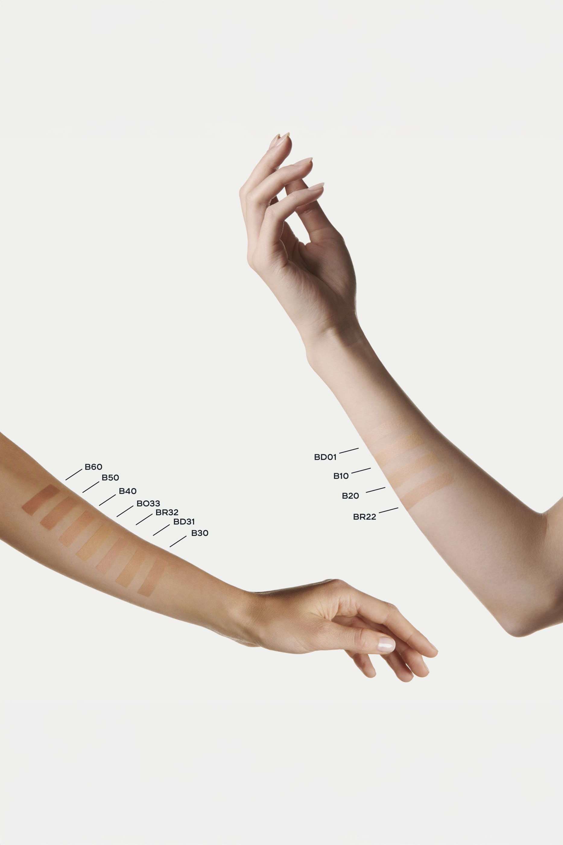 Les Beiges Water-Fresh Complexion Touch Even &ndash; Illuminate &ndash; Hydrate Br22