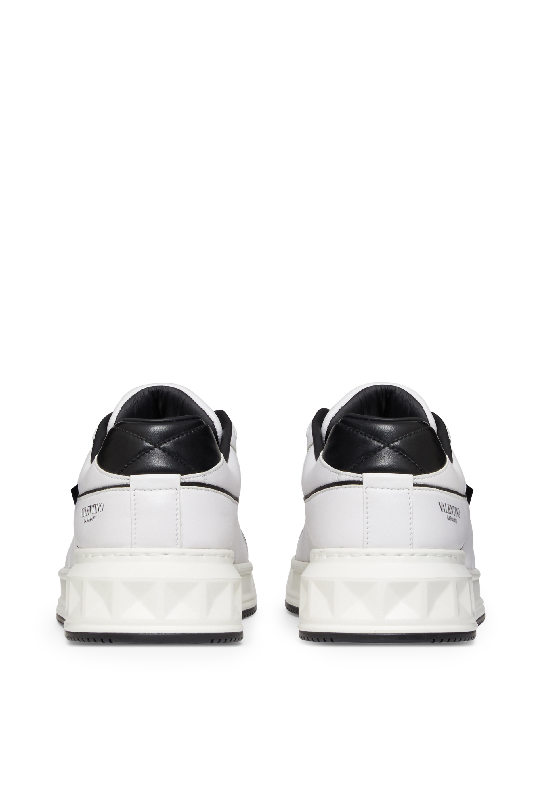 Valentino Garavani One Stud Low-Top Sneakers