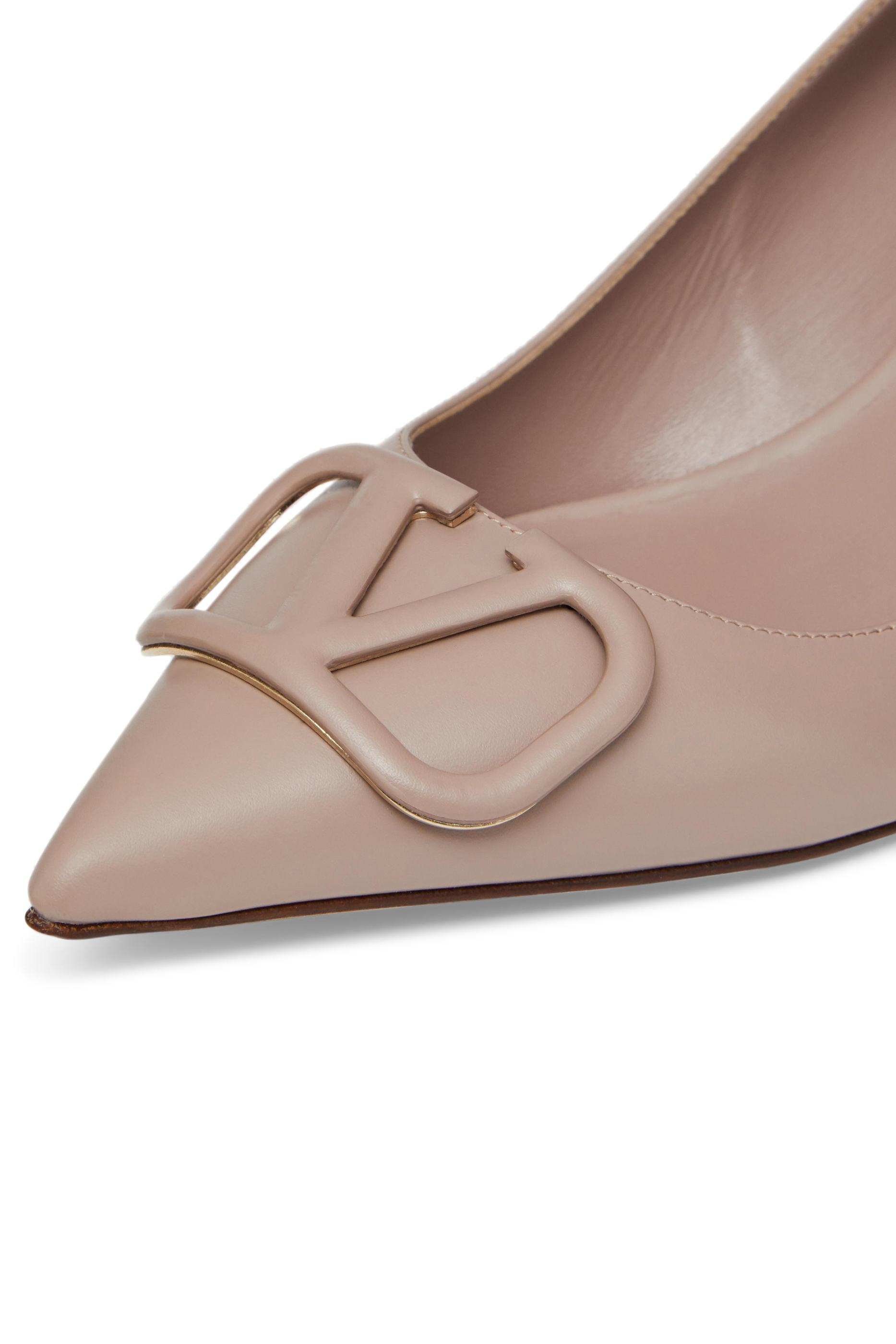 Valentino Garavani V Logo Signature Pumps