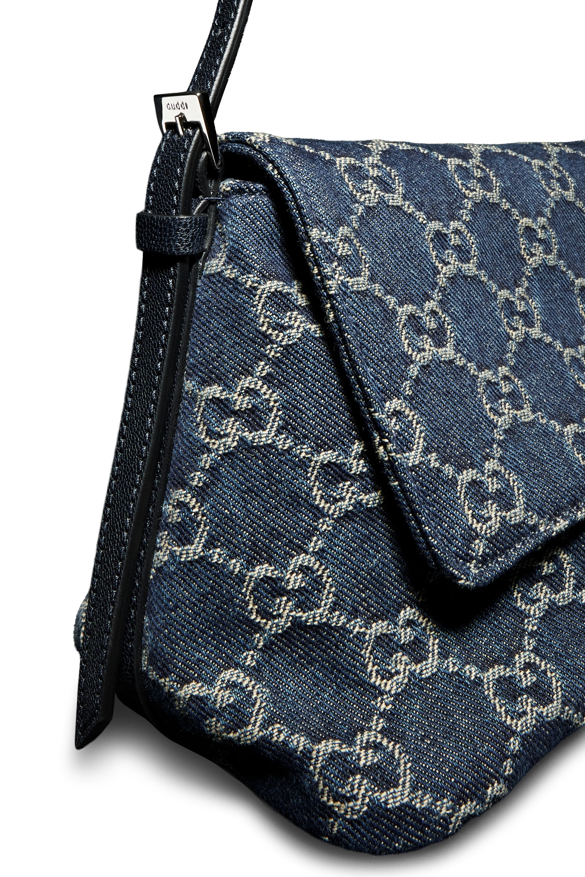 Madison Medium Shoulder Bag