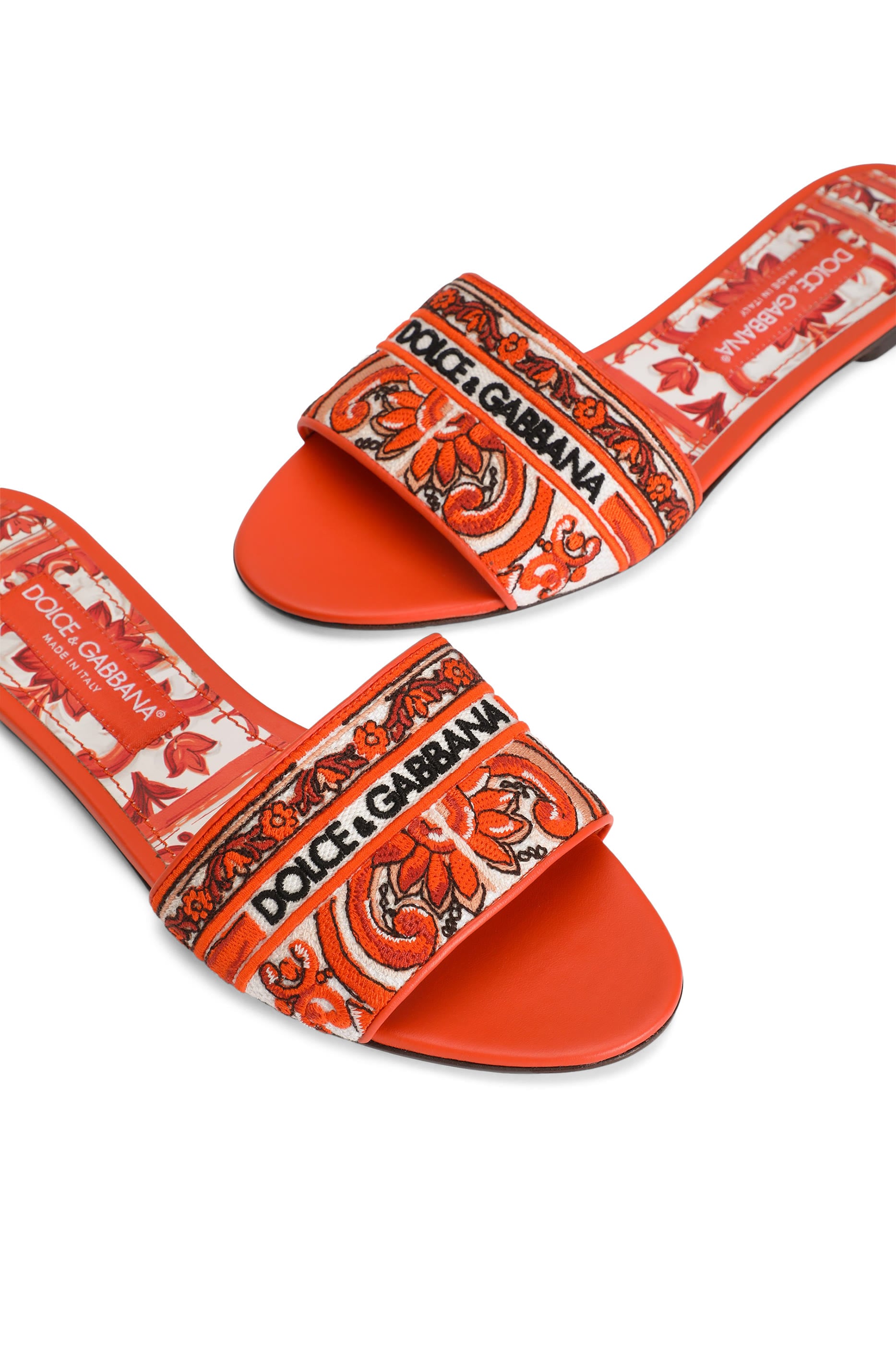 Majolica Embroidery Flat Slippers