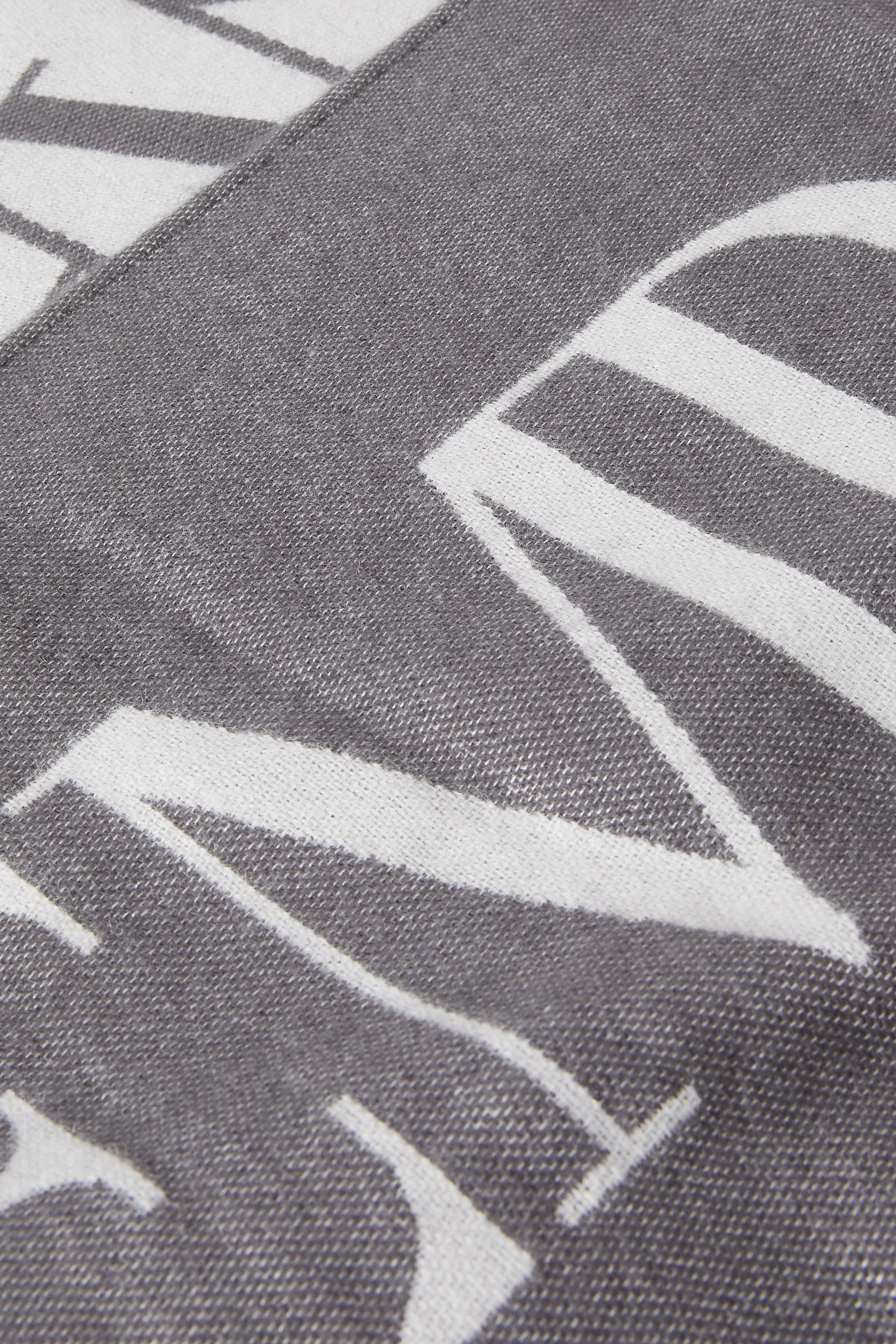 Two-Tone Oversized Logo Wool-Blend Scarf