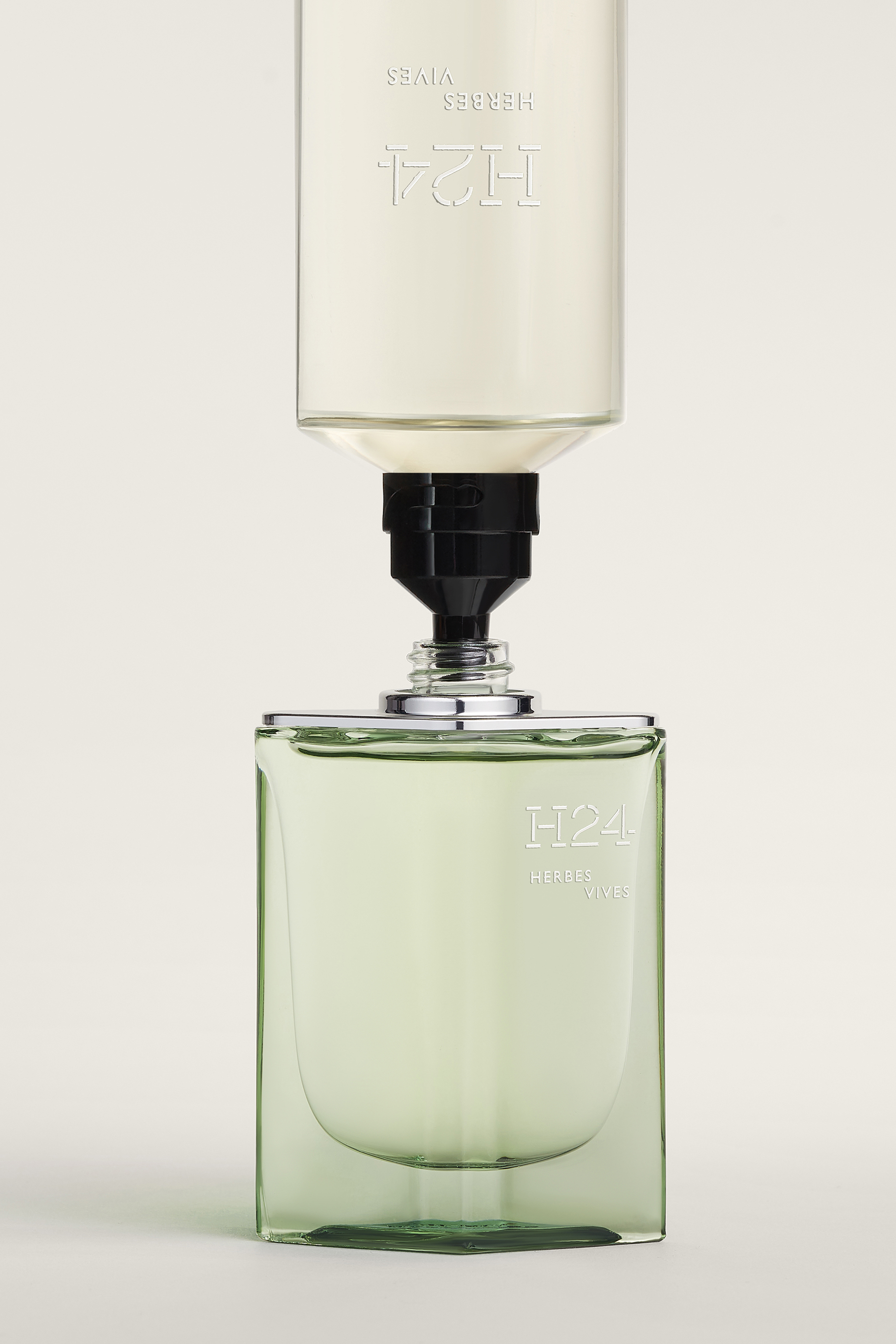 H24 HB  Eau de Parfum  Refillable Spray