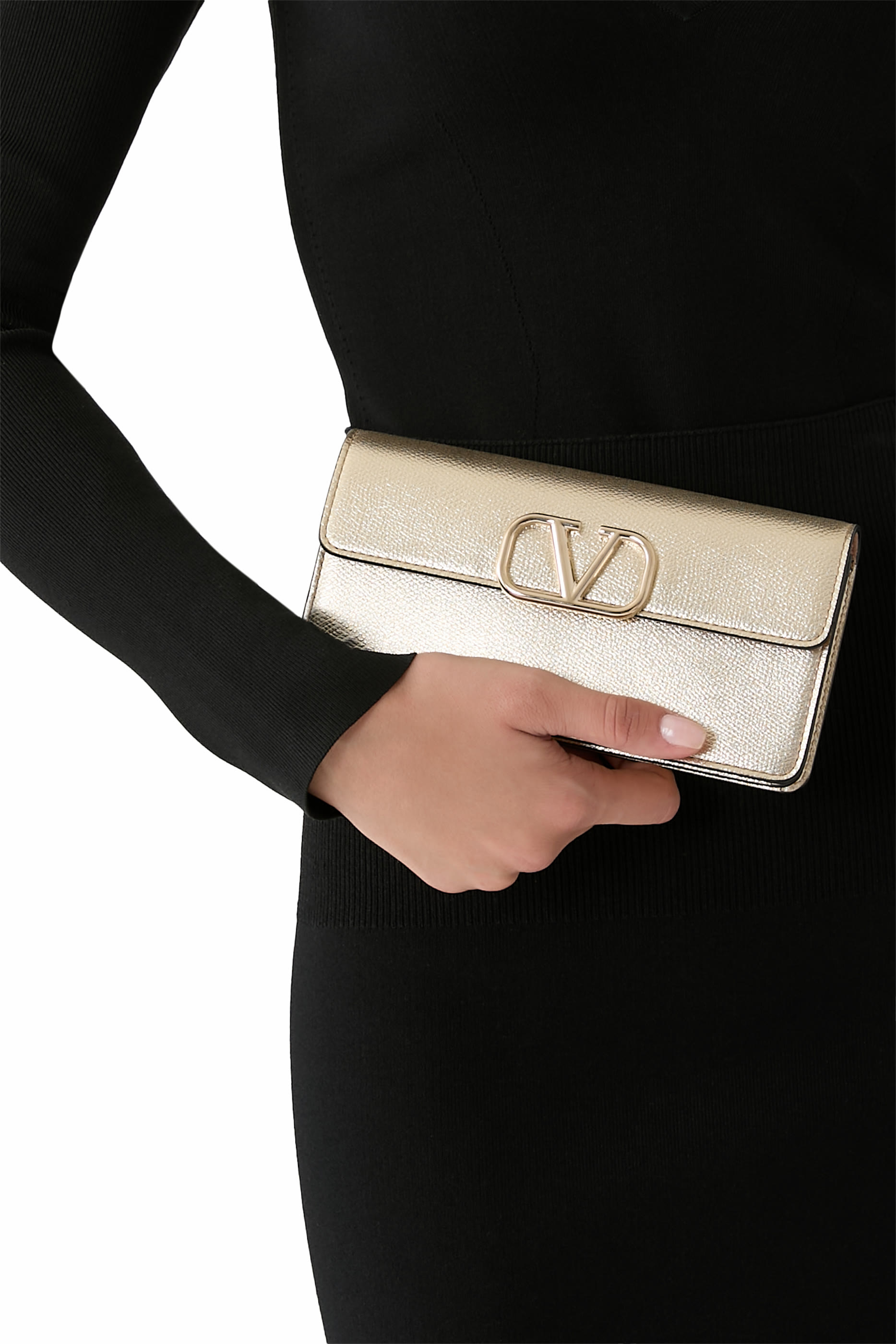 VLogo Signature Metallic Grainy Calfskin Wallet With Chain