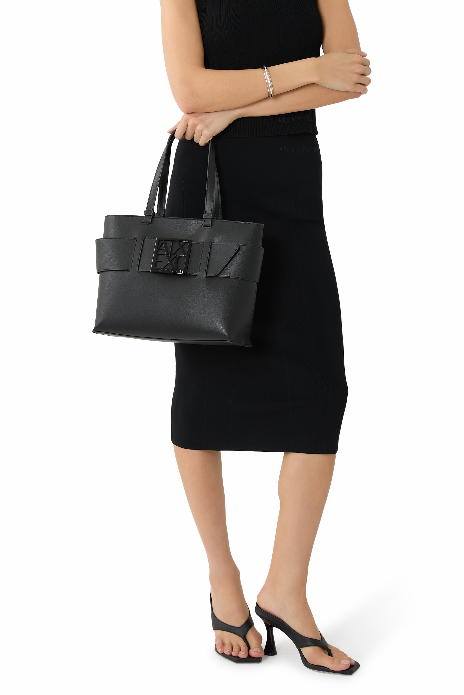 Susy Tote Bag with Metal Logo