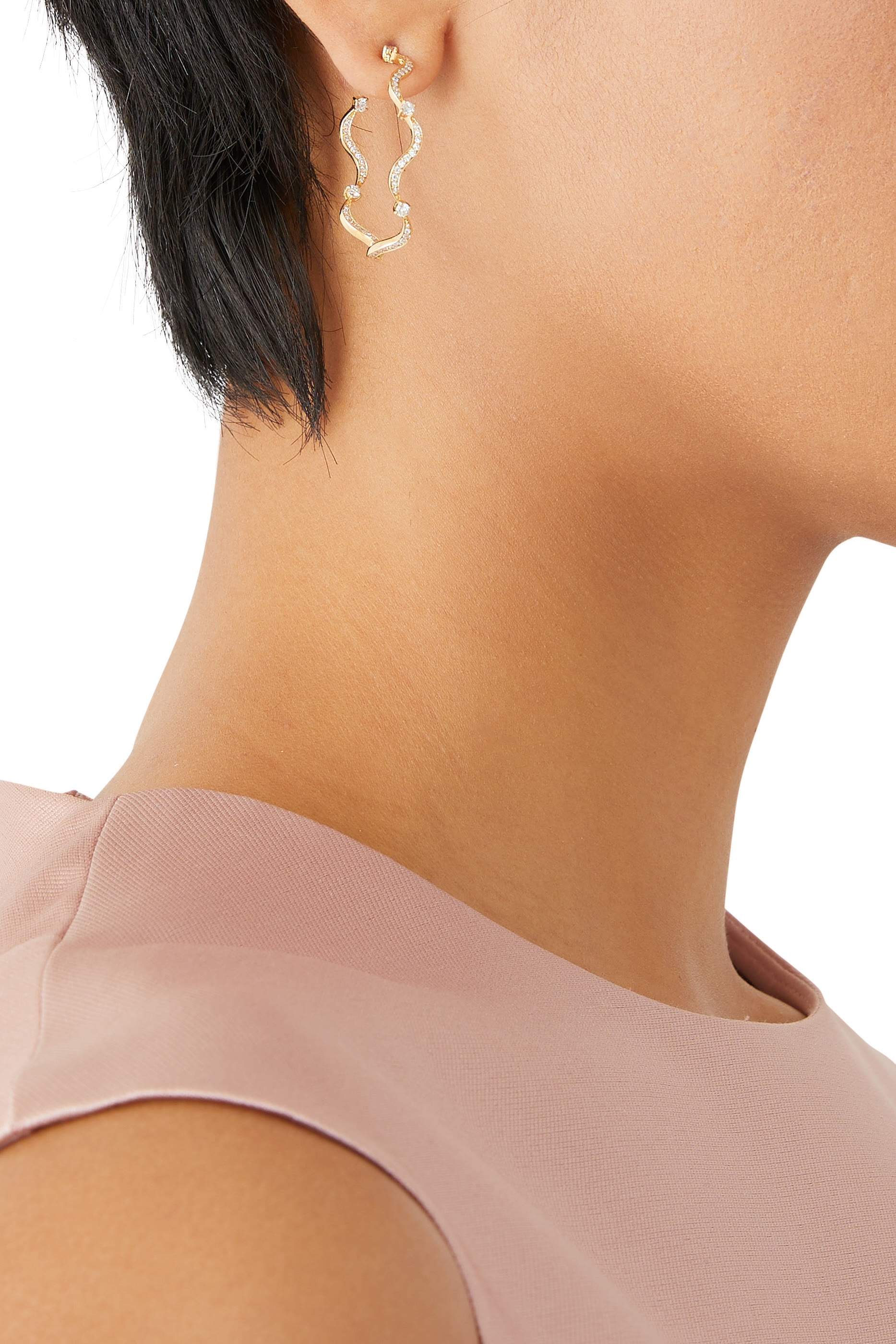 Wave Medium Hoops, 18K Yellow Gold & Diamonds