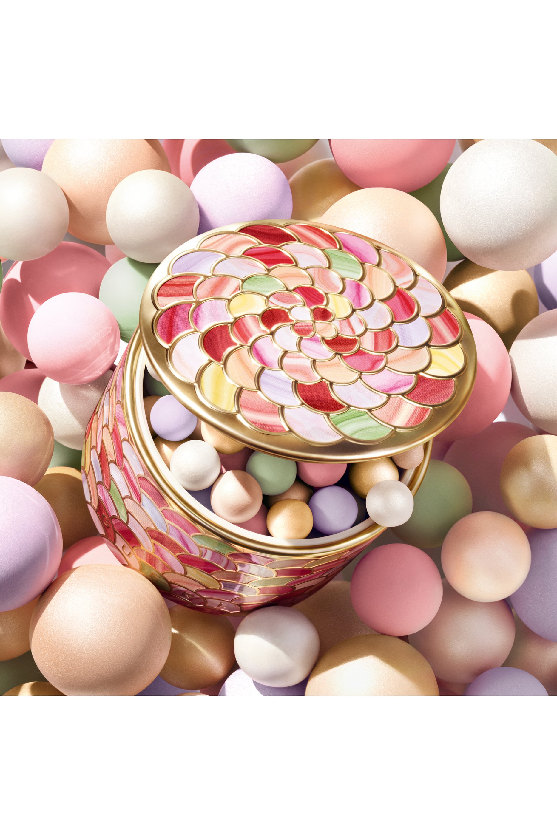 Météorites Setting & Finishing Pearls Of Powder