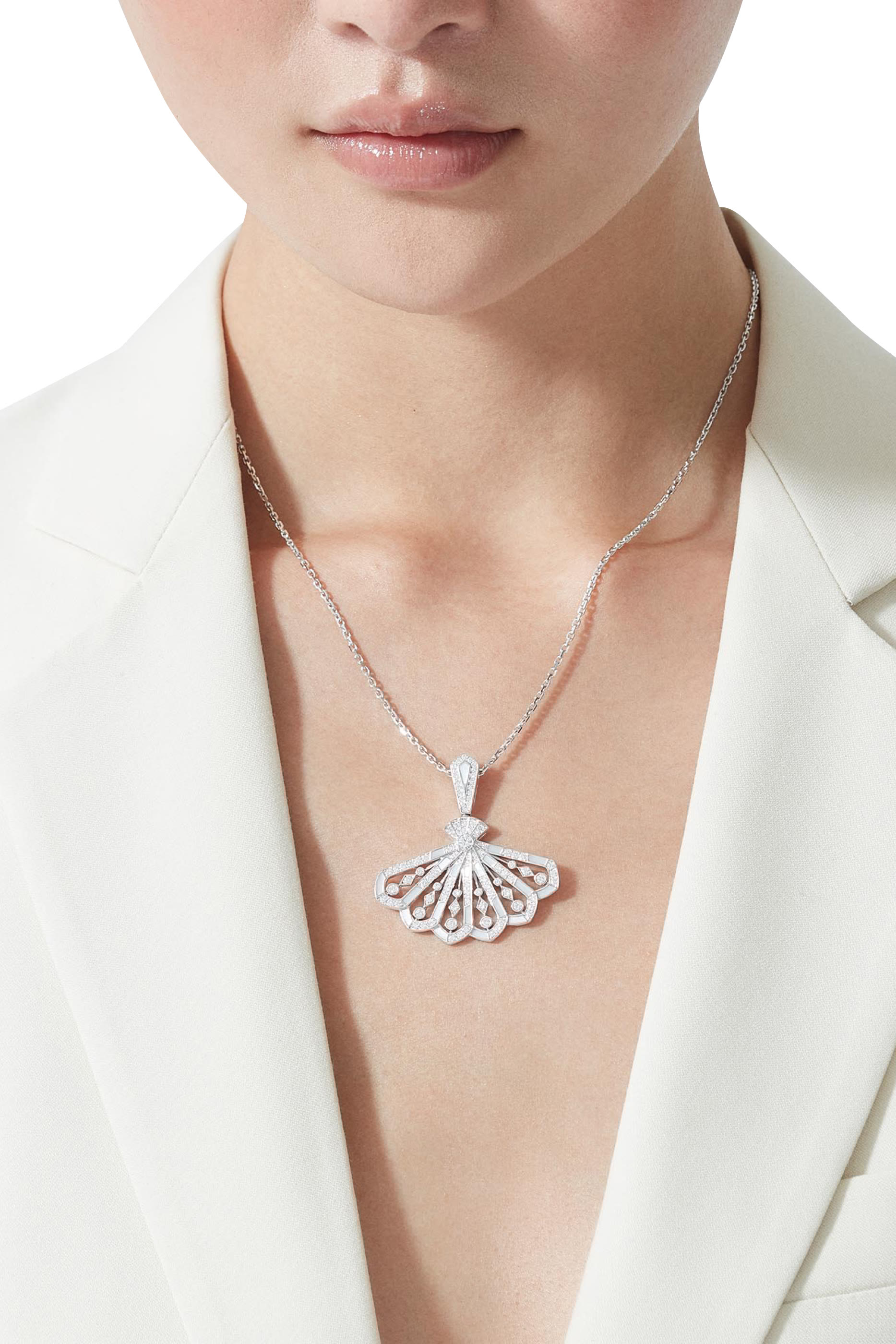 Fanfare Symphony Pendant, 18K White Gold with Diamonds & Mother of Pearl