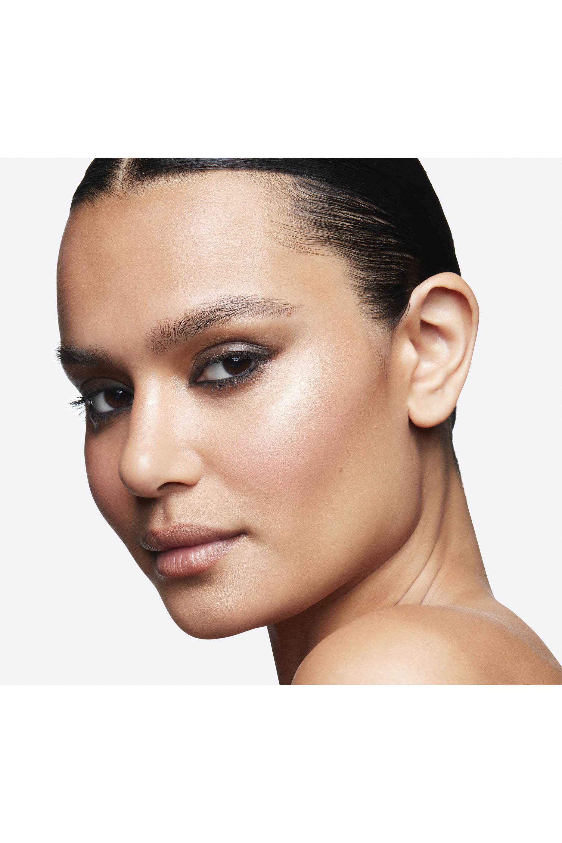 MAC x Whitney Houston Extra Dimension Skinfinish