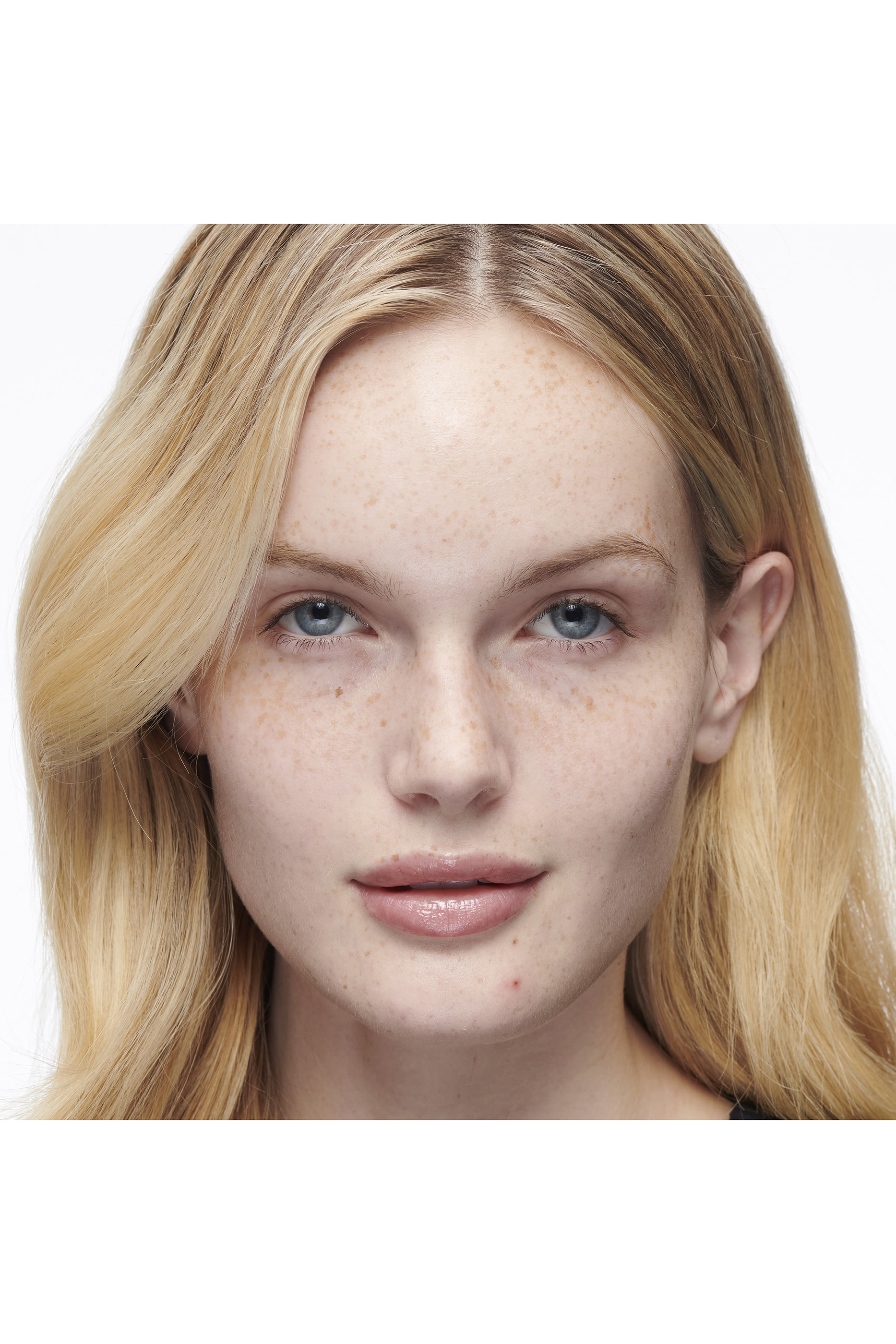 Studio Radiance Serum Powered Concealer